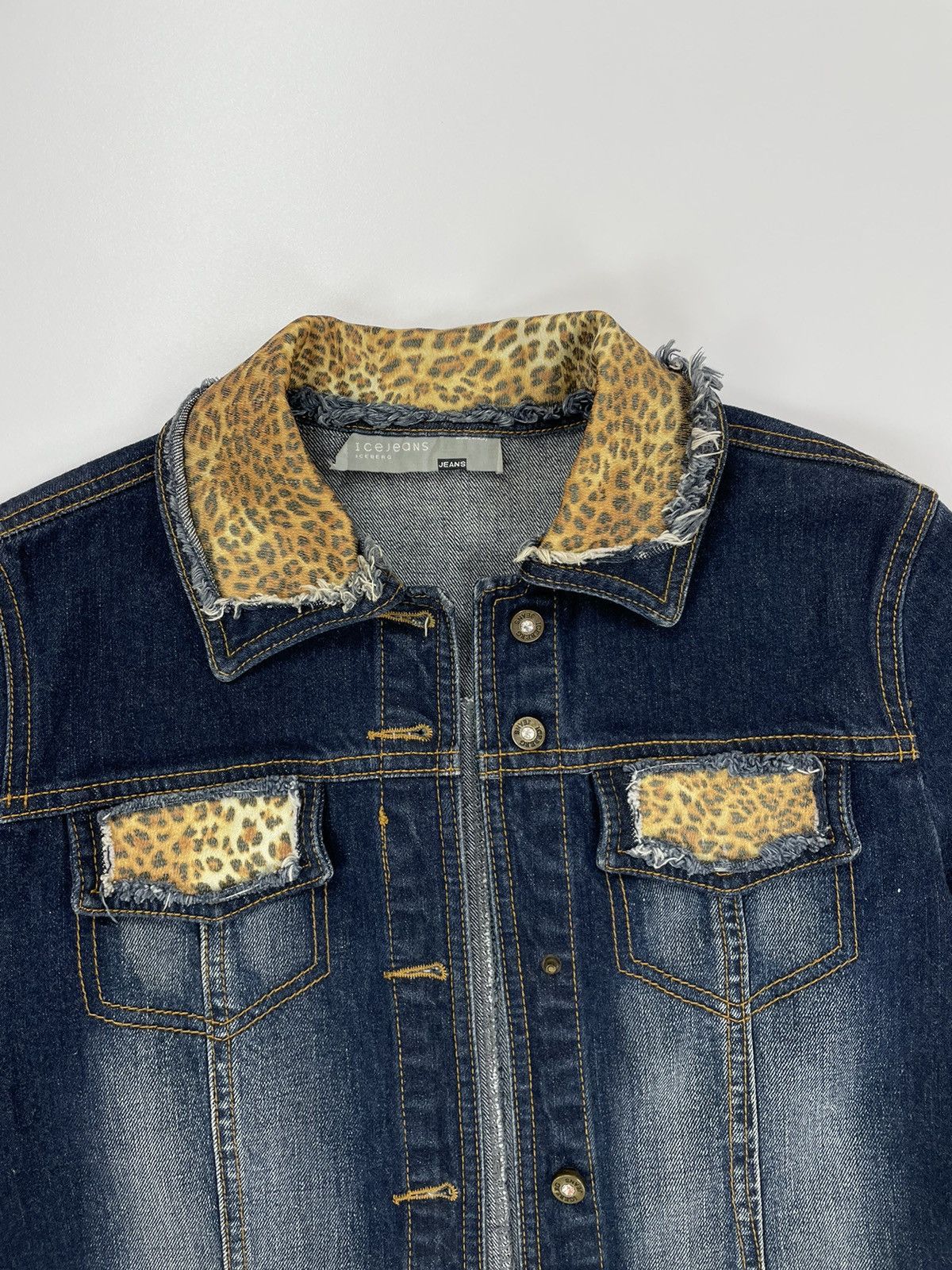 Iceberg Vintage ICEBERG ICE JEANS DENIM JACKET leopard print Womens Size L / US 10 / IT 46 - 11 Thumbnail