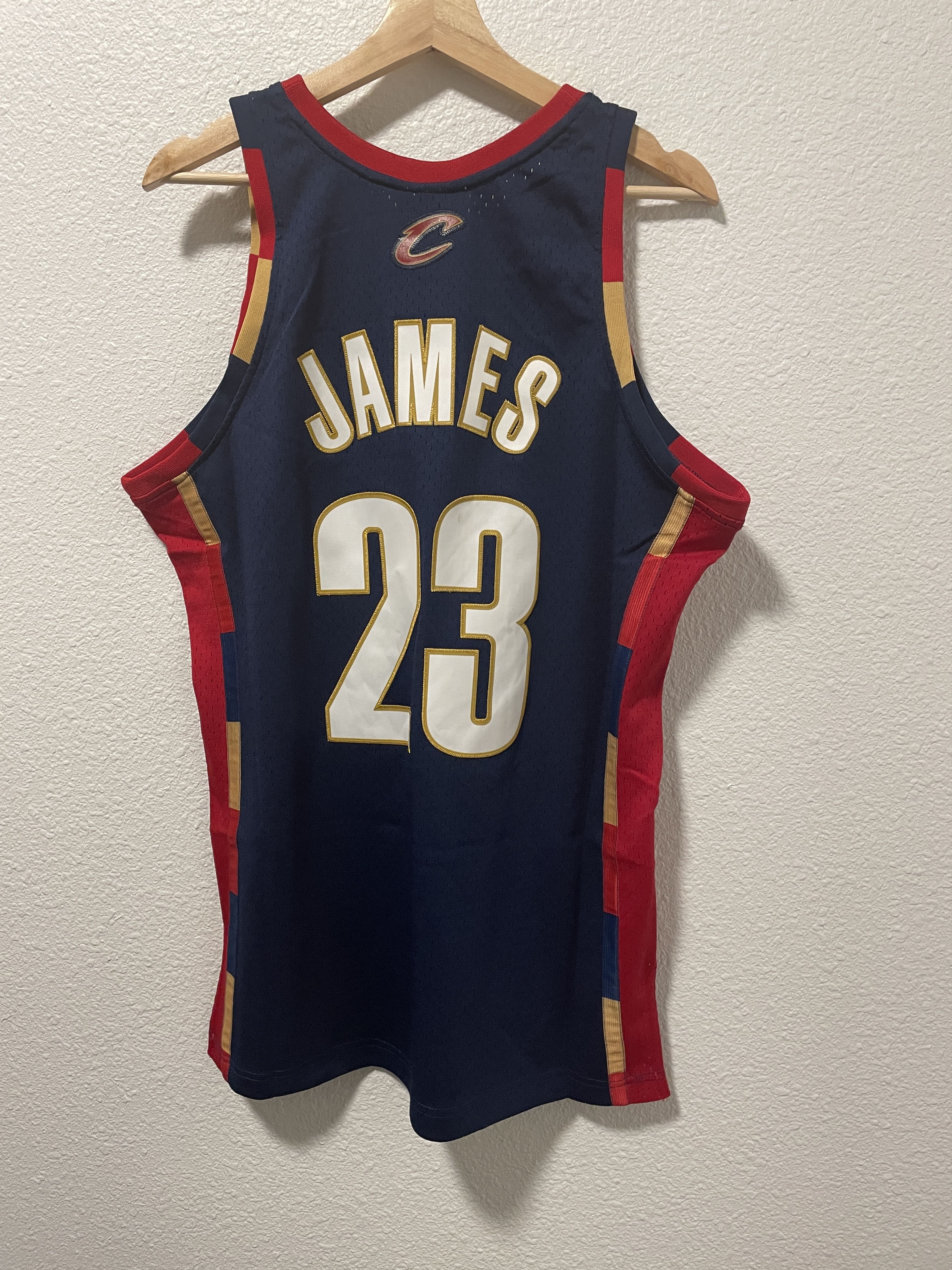 Mitchell & Ness LeBron James LBJ Cleveland cavaliers CAVS Swingman Size US XXL / EU 58 / 5 - 2 Thumbnail