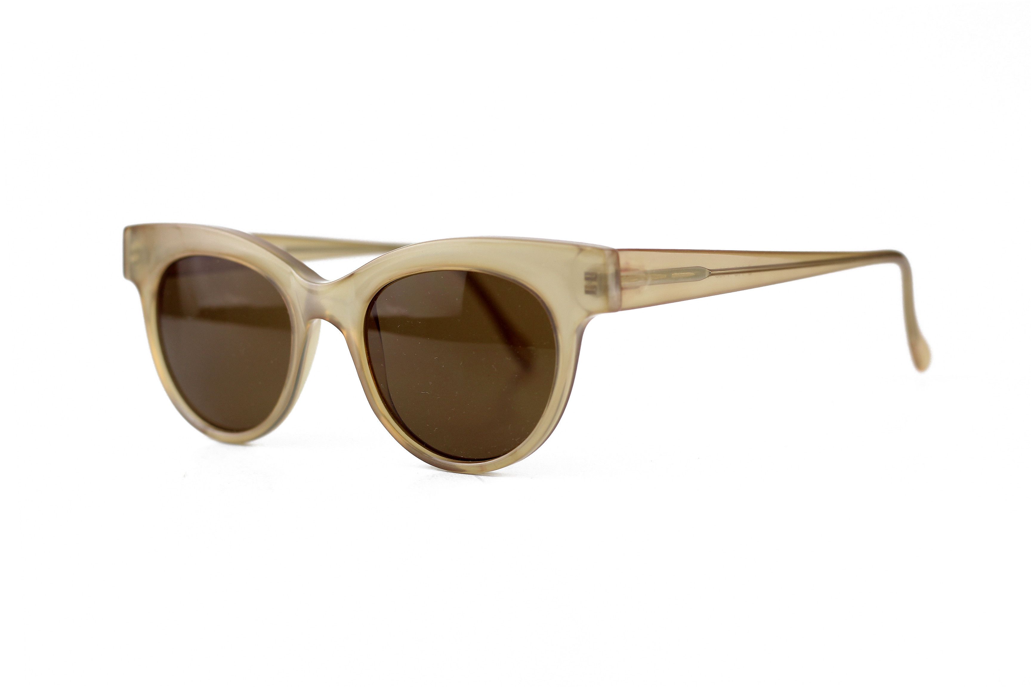 Vintage 90s DS Deadstock vintage SOLSTAR cat eye sunglasses shades Size ONE SIZE - 1 Thumbnail