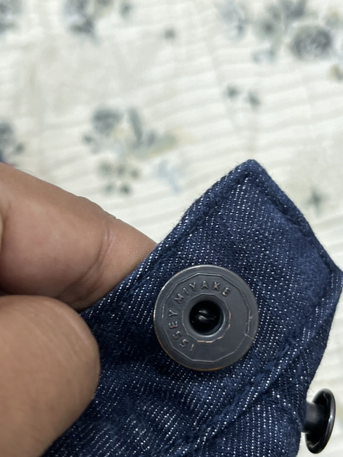 Issey Miyake (Vvv). ISSEY MIYAKE A-POC HYPEBEAST DENIM Size US 30 / EU 46 - 14 Thumbnail