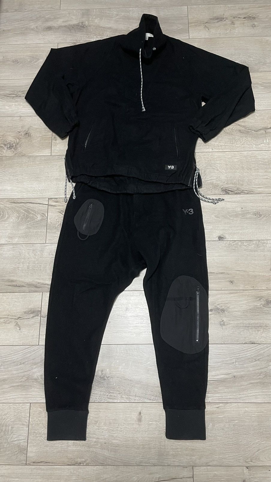 Y-3 Y3 black suit Size US L / EU 52-54 / 3 - 1 Thumbnail