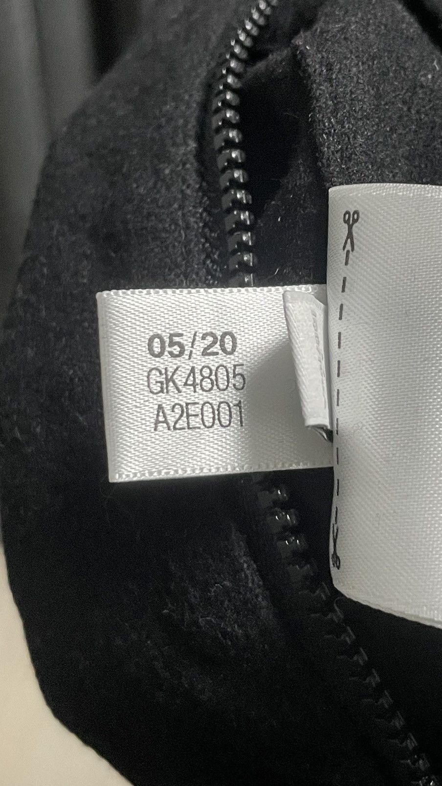 Y-3 Y3 black suit Size US L / EU 52-54 / 3 - 11 Thumbnail