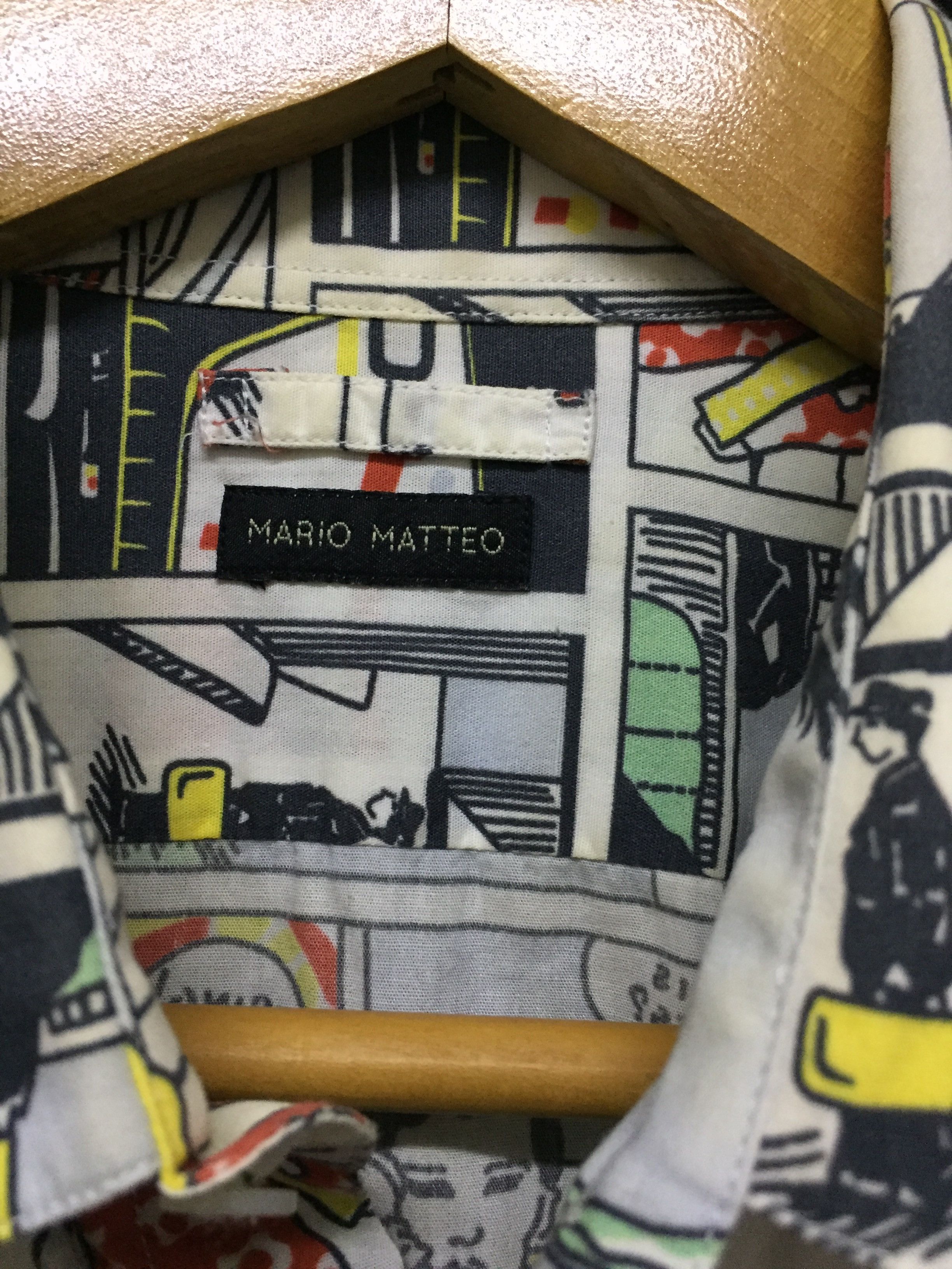 Japanese Brand Mario Matteo Made in Italy Comic print shirt Size US M / EU 48-50 / 2 - 8 Thumbnail
