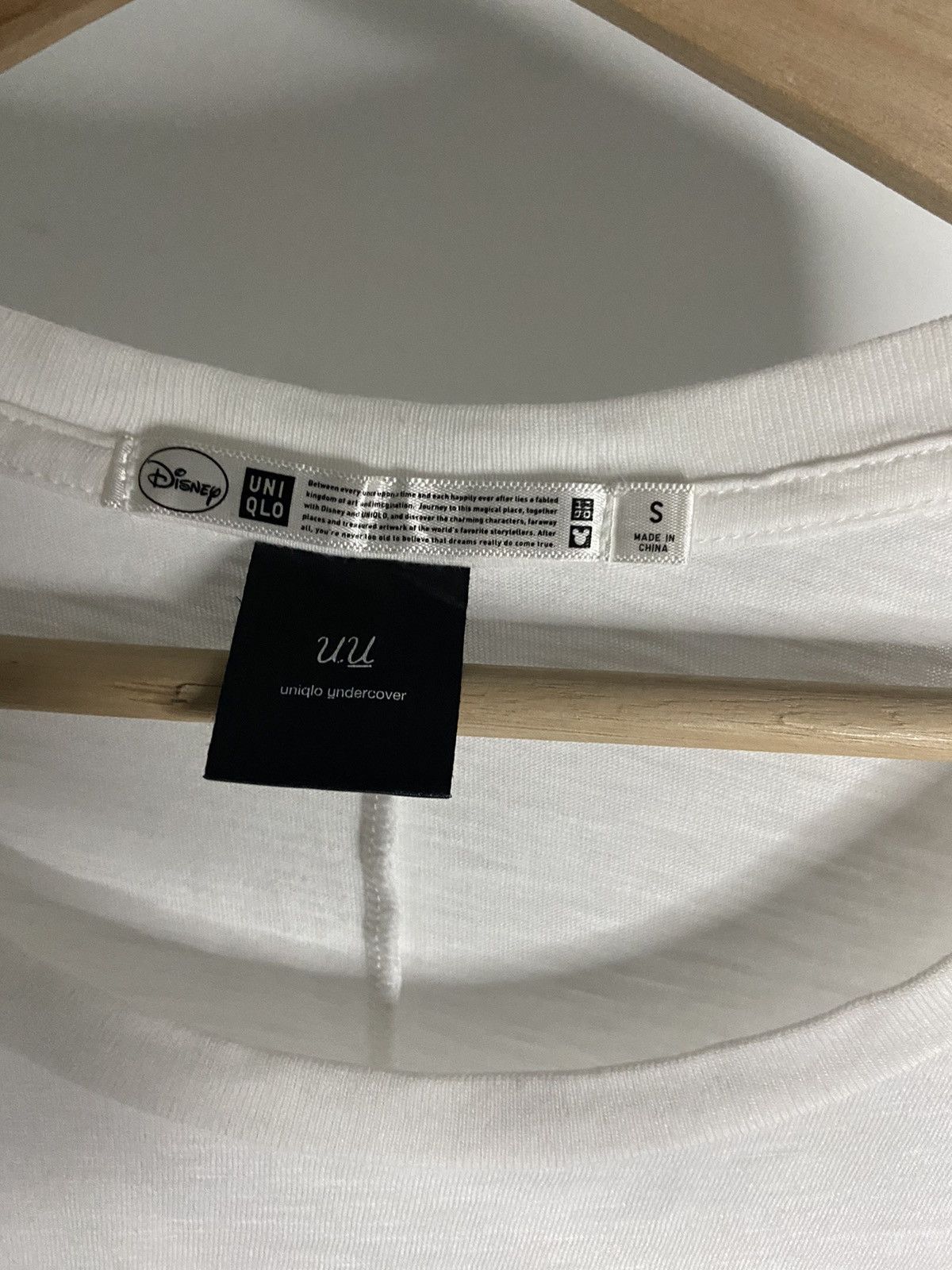 Undercover × Uniqlo UNDERCOVER X UNIQLO X DISNEY 😊😊❤️ Size US S / EU 44-46 / 1 - 4 Thumbnail