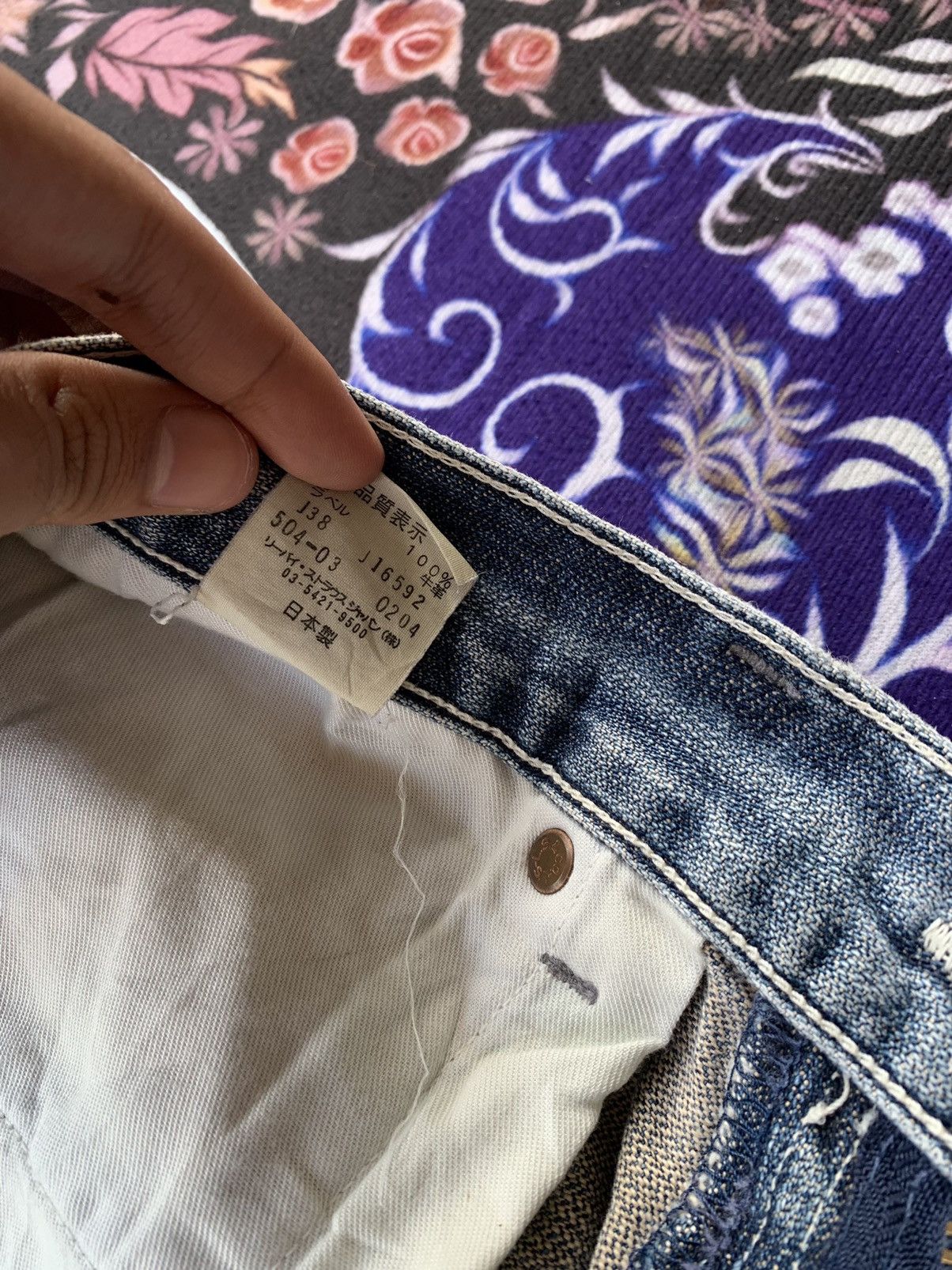 Levi's Vintage Clothing Vintage Levis 504 Faded Wash Denim Size US 31 - 6 Thumbnail