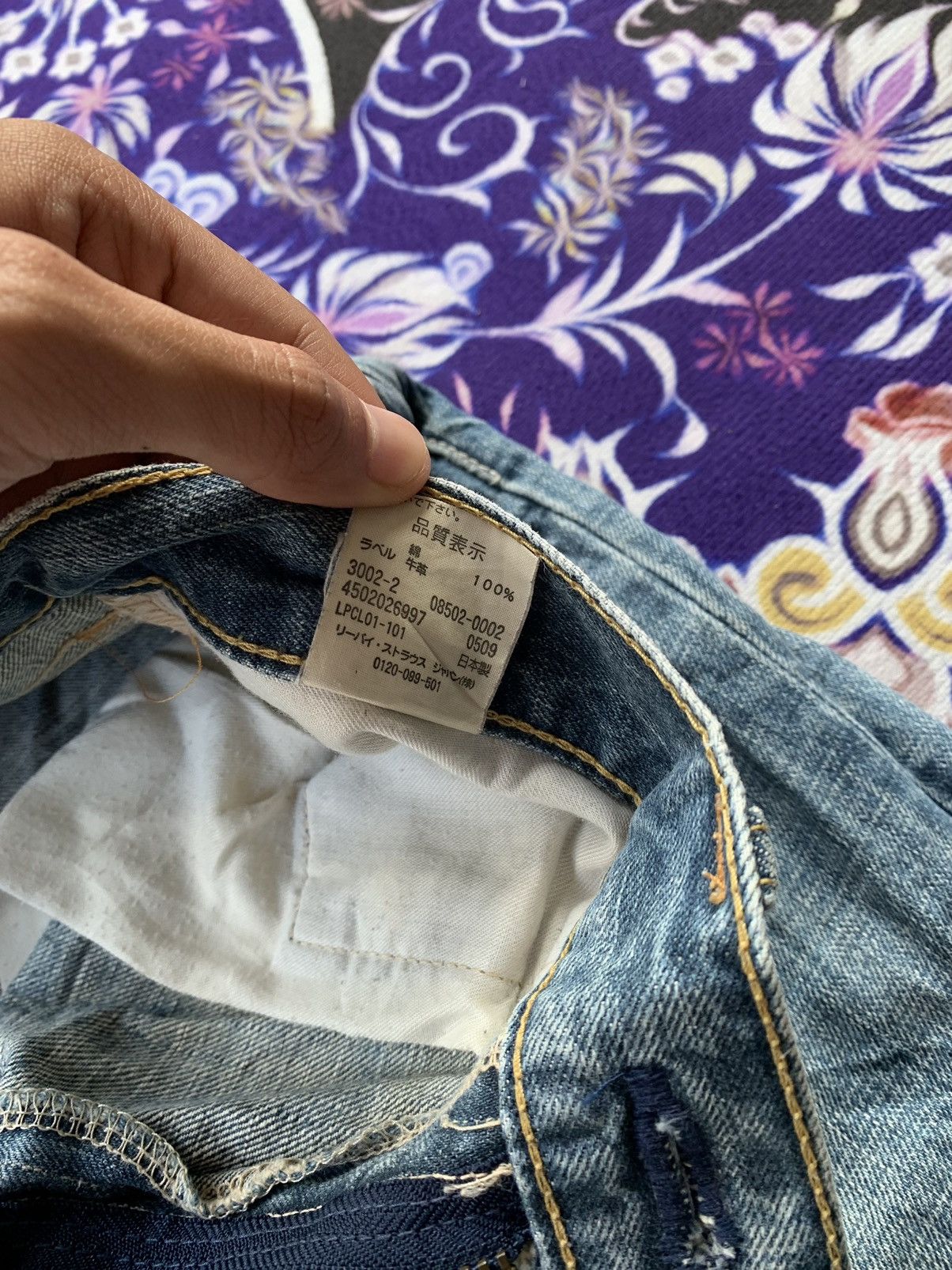Levi's Vintage Clothing Vintage Levis 502 Faded Wash Denim Size US 31 - 8 Thumbnail