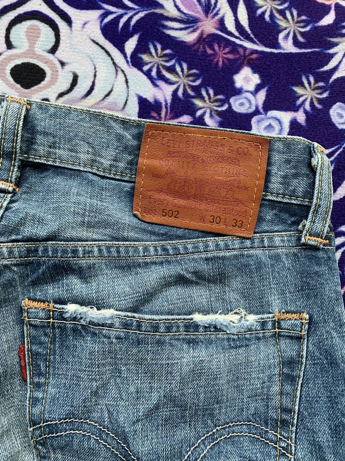 Levi's Vintage Clothing Vintage Levis 502 Faded Wash Denim Size US 31 - 12 Thumbnail