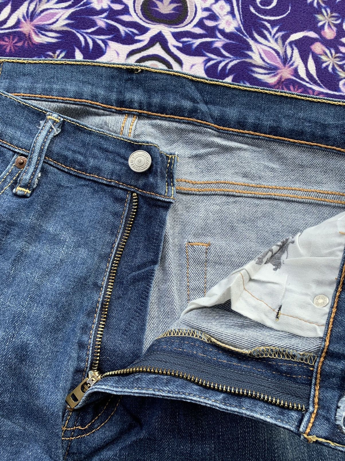 Levi's Levis 513 Faded Wash Denim Size US 34 / EU 50 - 3 Thumbnail
