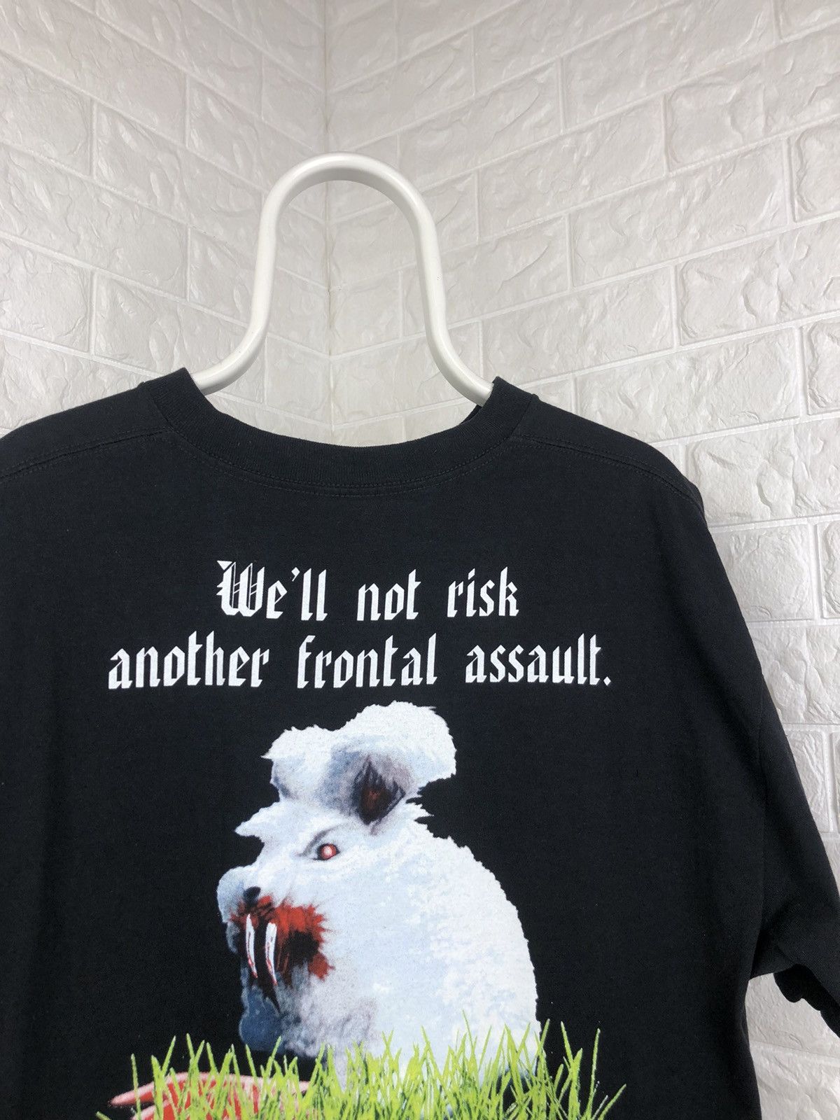 Vintage Vintage Monty Python - that's rabbit Dynamite Size US XL / EU 56 / 4 - 4 Thumbnail