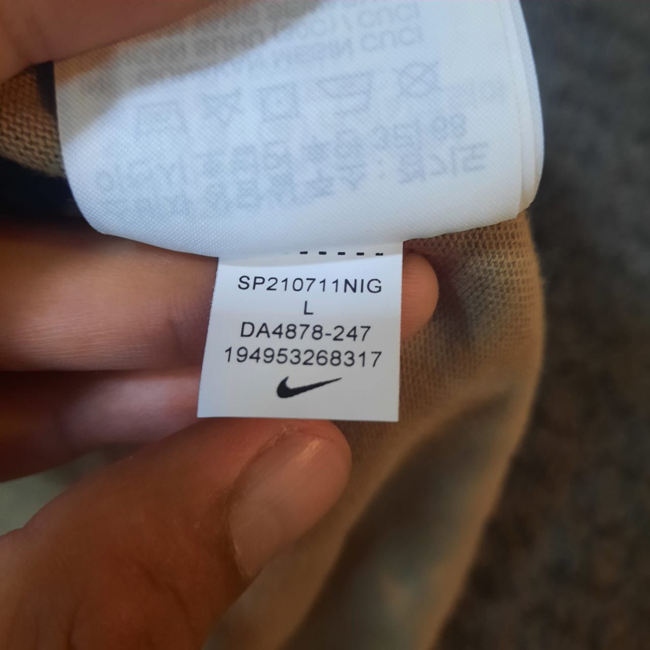 Nike ACG ACG Crater Lake Short-Sleeve Tee Size US L / EU 52-54 / 3 - 7 Thumbnail