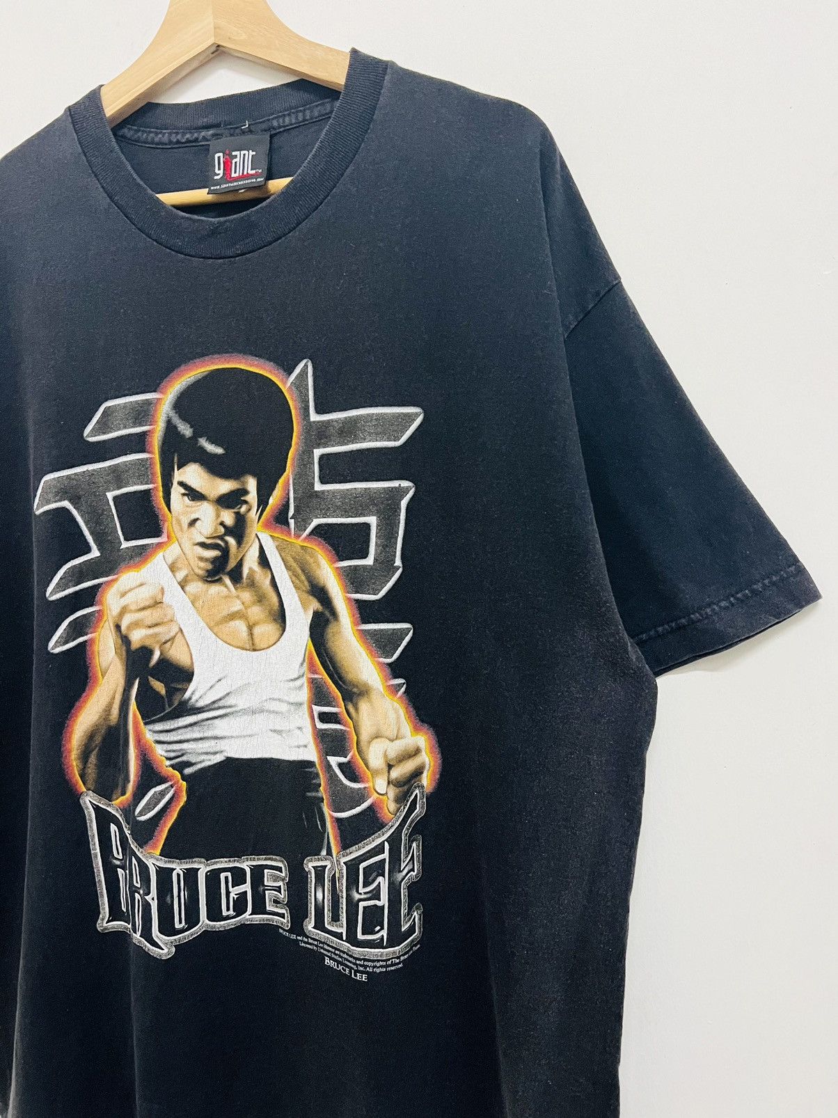 Vintage Vintage Bruce Lee Flame Graphic Tee Size US XL / EU 56 / 4 - 3 Thumbnail