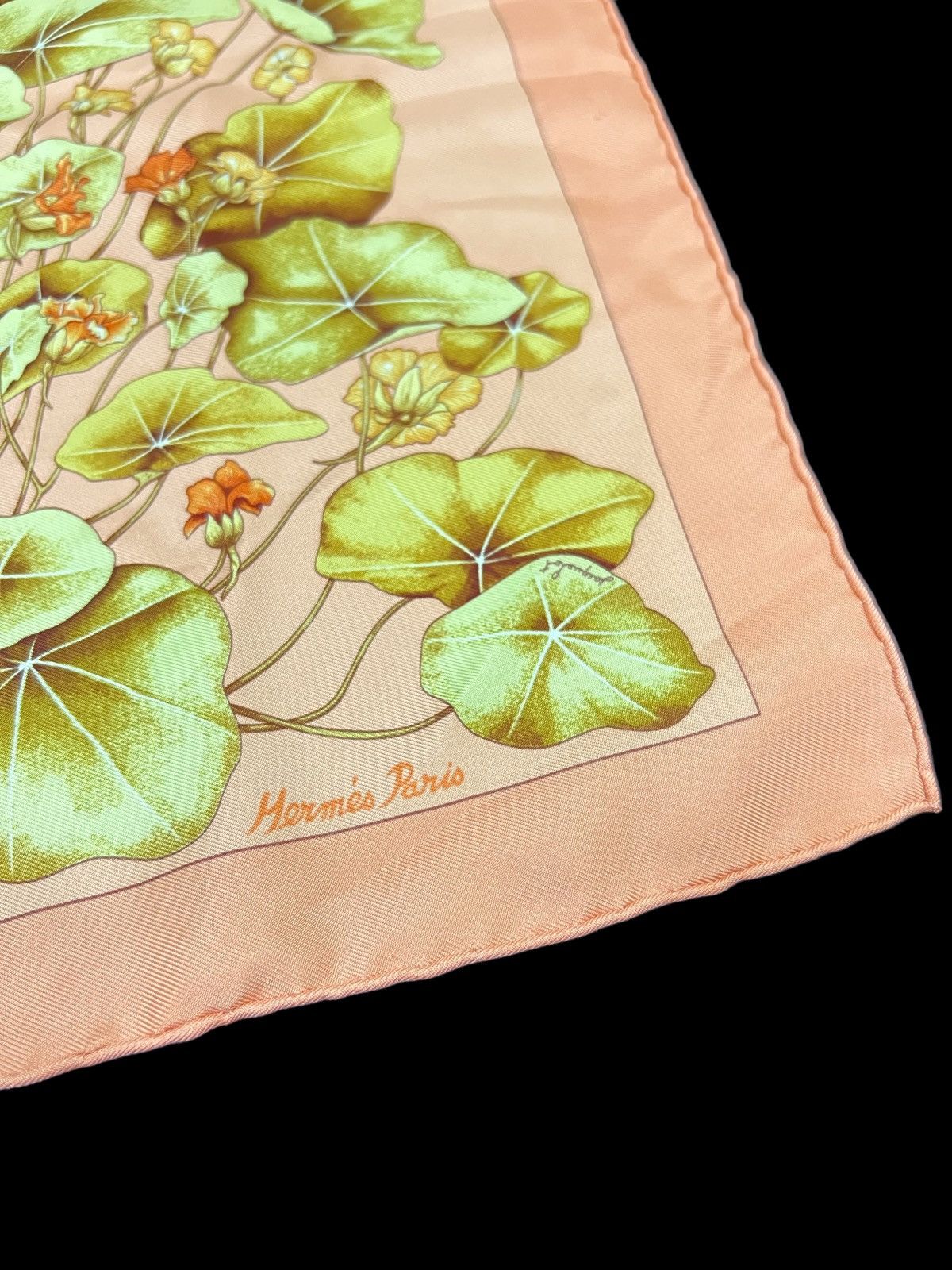 GRAIL🔥OG Hermes Paris Les Capucines Silk Pocket Square Scarf