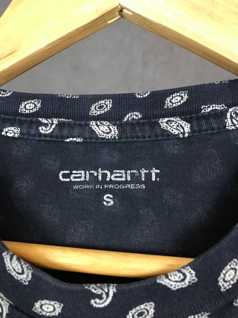 Carhartt Wip Carhartt Wip allover script tee Size US S / EU 44-46 / 1 - 3 Thumbnail