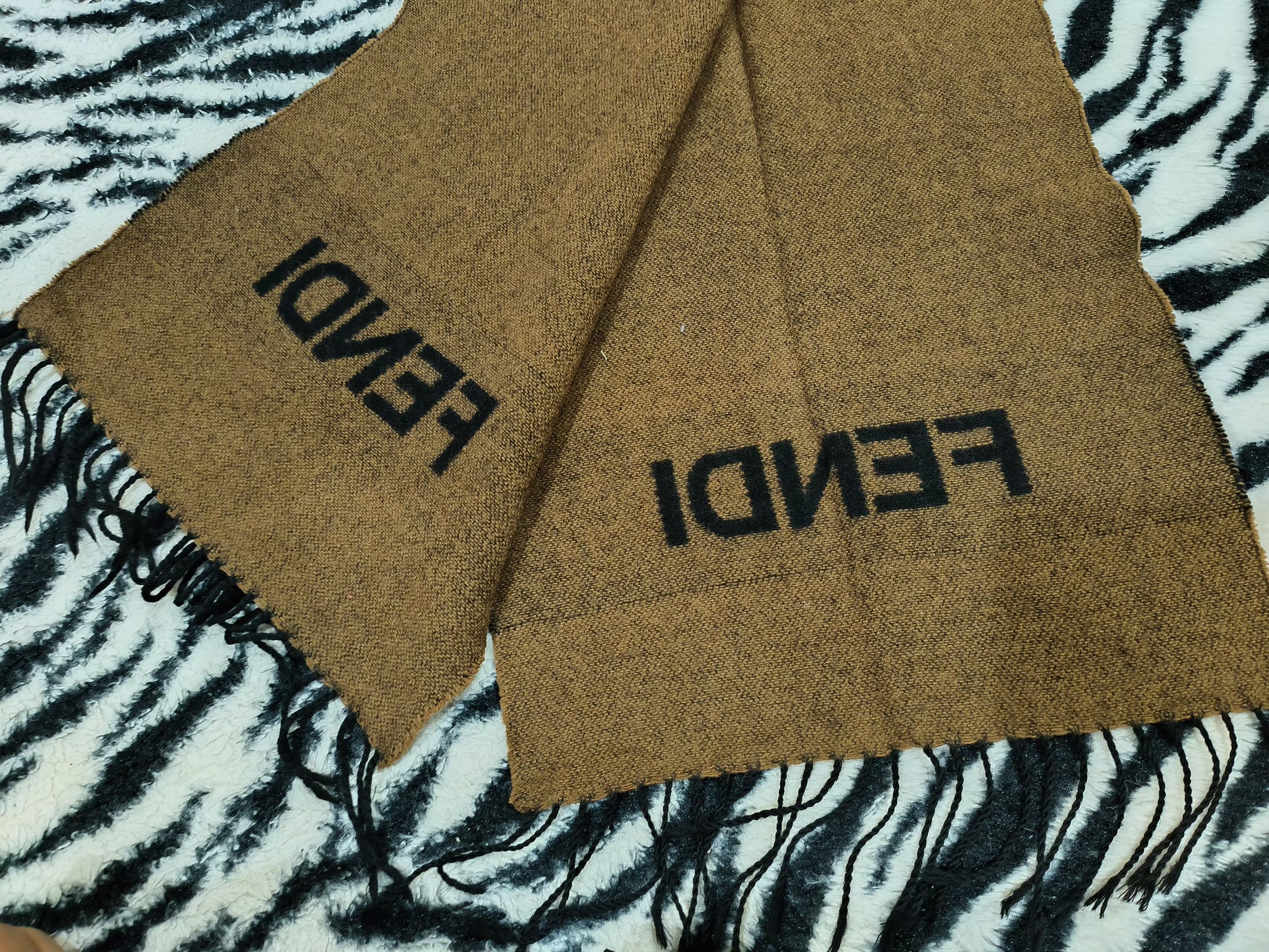 Fendi Fendi mufflers Size ONE SIZE - 4 Thumbnail
