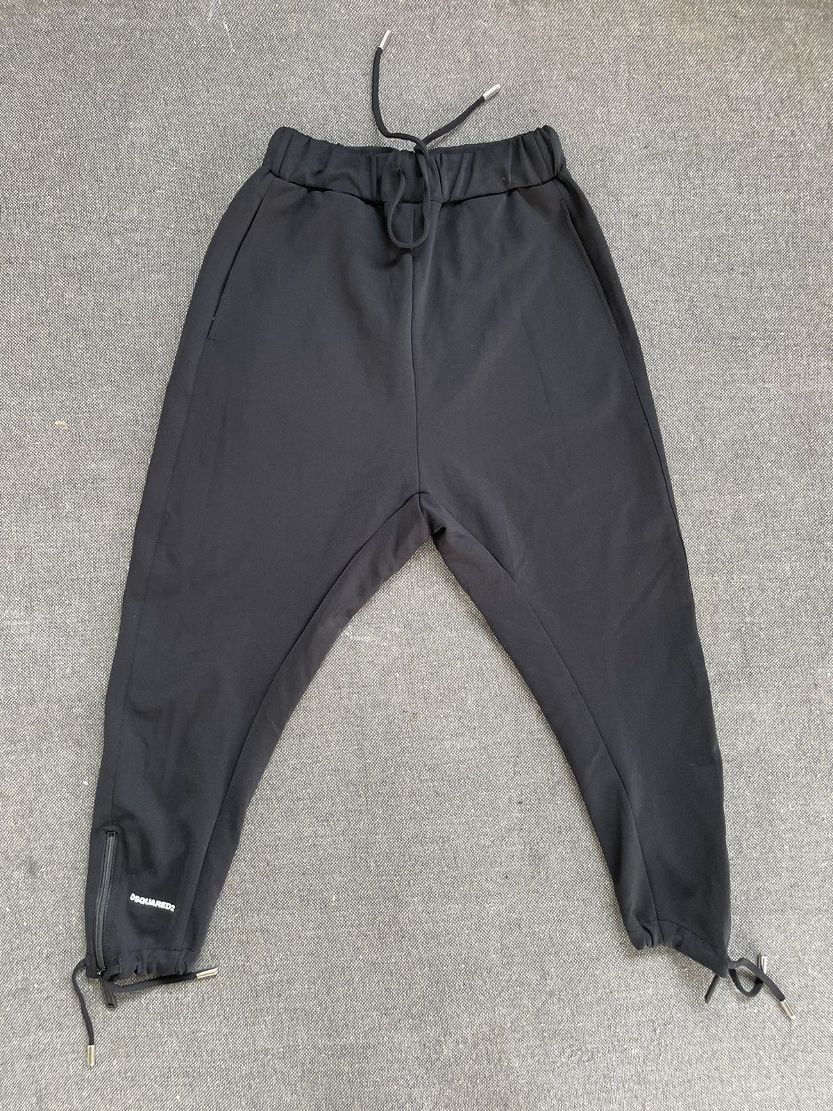 Dsquared2 DSQUARED2 Sweatpants Like New Condition Made In Italy Size US 34 / EU 50 - 1 Thumbnail