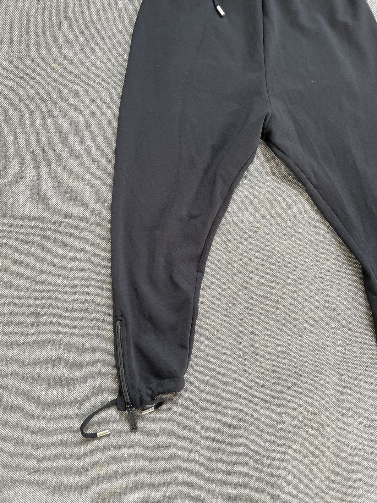 Dsquared2 DSQUARED2 Sweatpants Like New Condition Made In Italy Size US 34 / EU 50 - 7 Thumbnail
