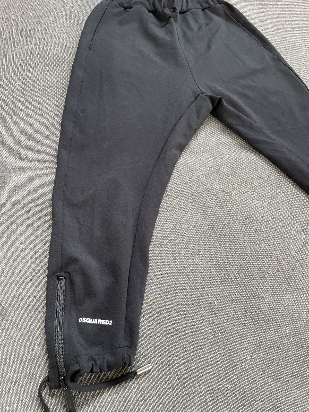 Dsquared2 DSQUARED2 Sweatpants Like New Condition Made In Italy Size US 34 / EU 50 - 2 Thumbnail