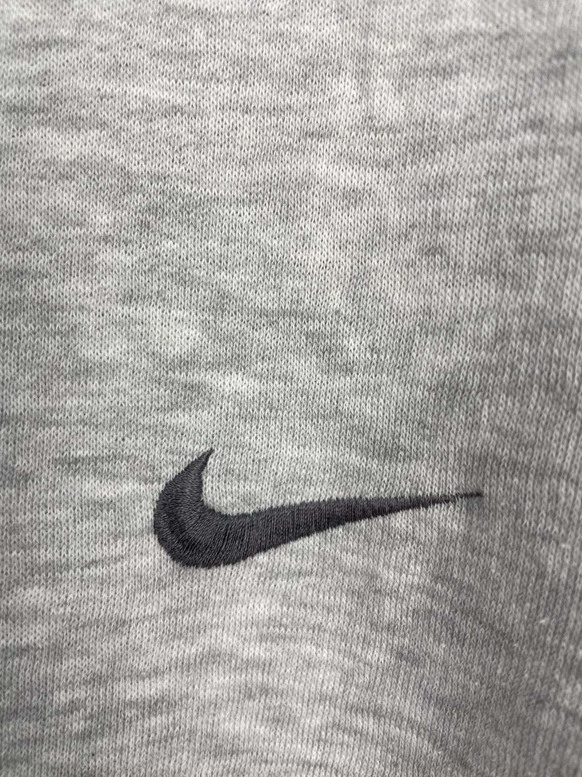 Nike Vintage 90s Nike basketball hoodie Size US L / EU 52-54 / 3 - 5 Thumbnail