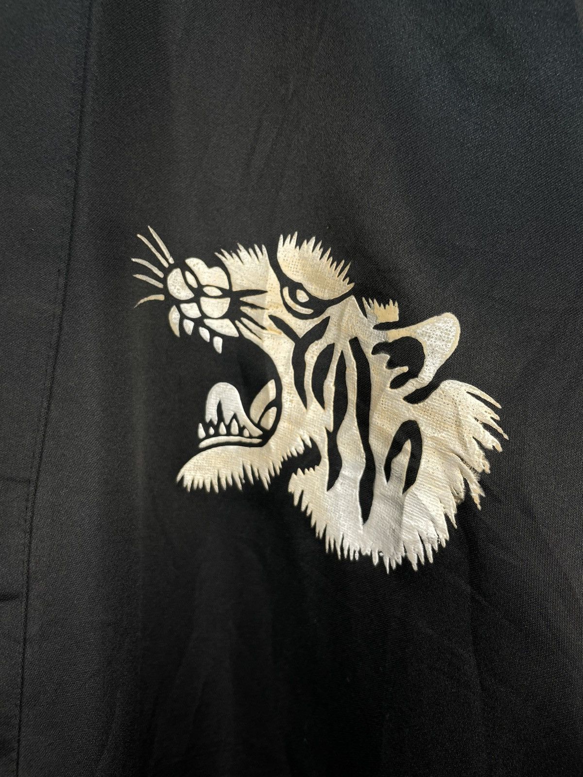 Japanese Brand Vintage Kimono Japan Tiger vs Eagle Size US L / EU 52-54 / 3 - 7 Thumbnail
