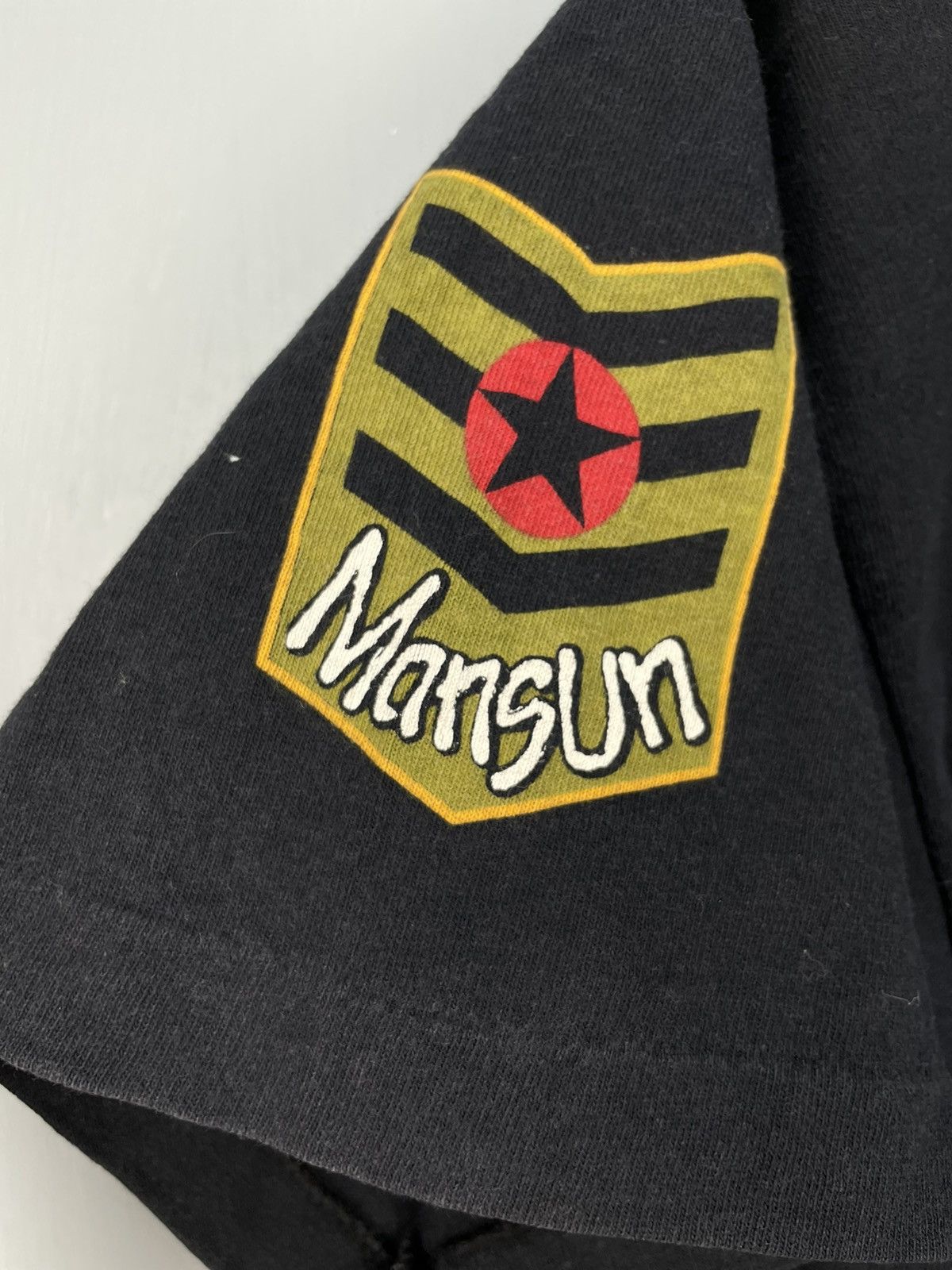 Band Tees Vintage 90s Mansun britpop band t shirt Size US M / EU 48-50 / 2 - 5 Thumbnail