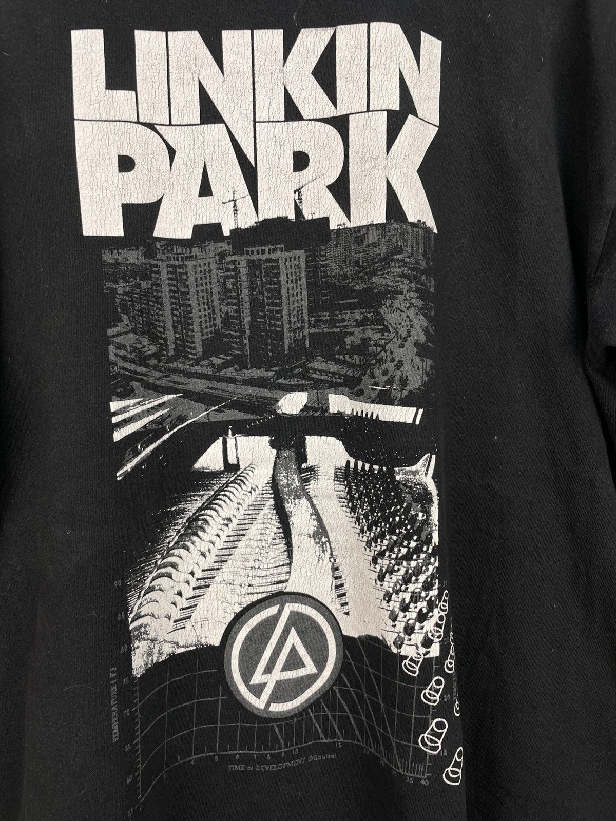 Band Tees Vintage Y2K Linkin Park band t shirt Size US L / EU 52-54 / 3 - 4 Thumbnail