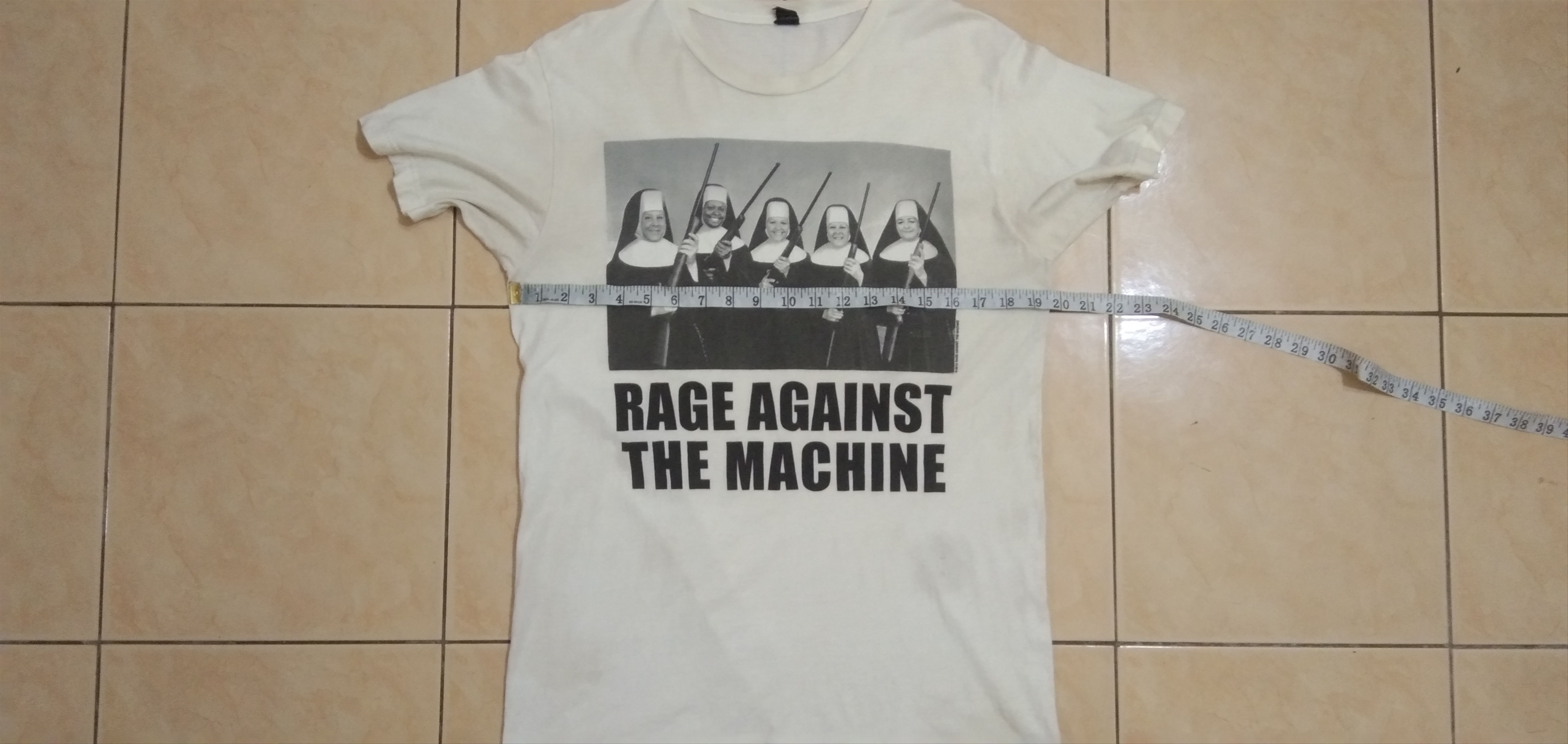 Band Tees RATM NUNS AND GUNS TSHIRT Size US M / EU 48-50 / 2 - 14 Thumbnail