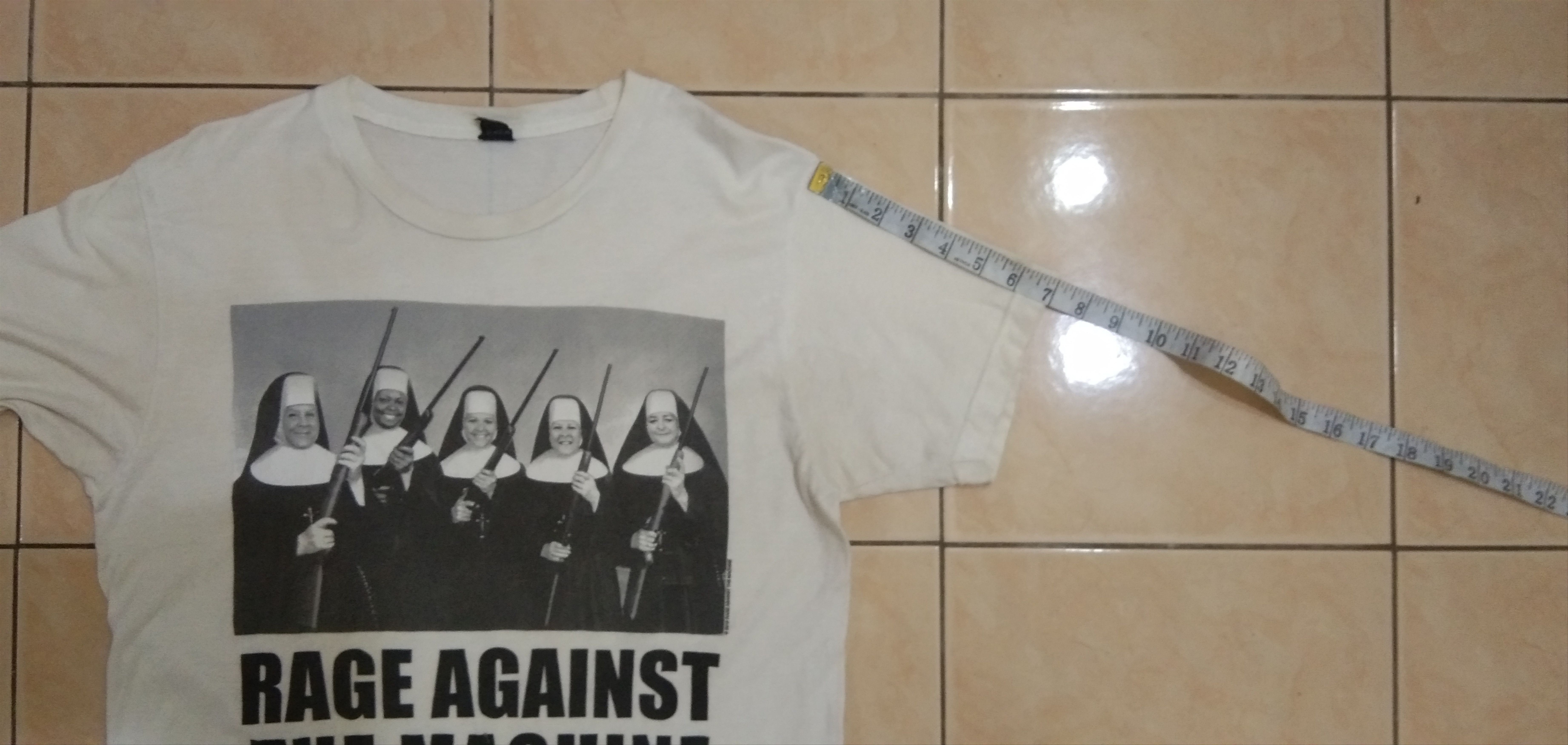 Band Tees RATM NUNS AND GUNS TSHIRT Size US M / EU 48-50 / 2 - 15 Thumbnail