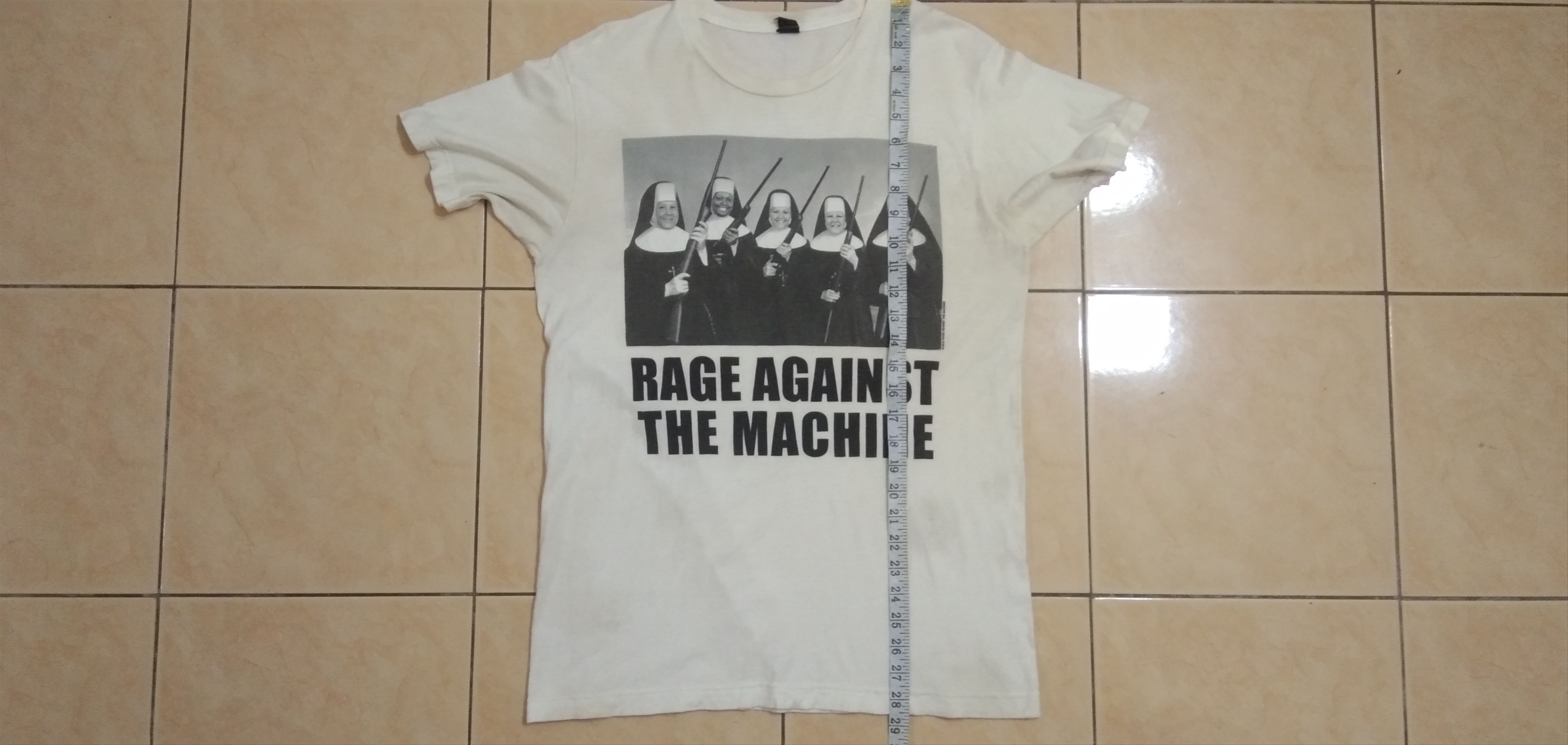 Band Tees RATM NUNS AND GUNS TSHIRT Size US M / EU 48-50 / 2 - 12 Thumbnail