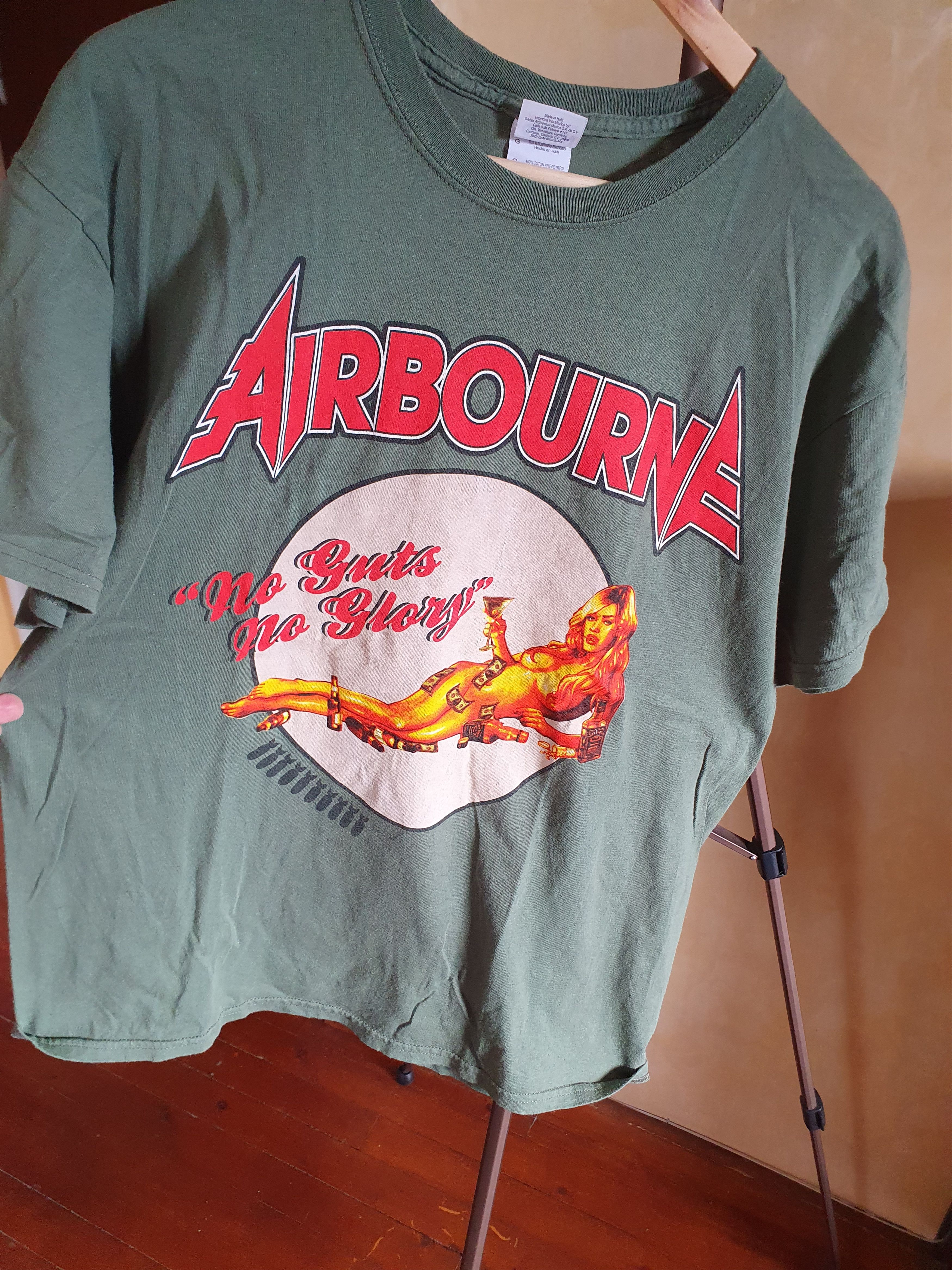 Band Tees Airbourne No Guts No Glory Band t-shirt sz L Size US L / EU 52-54 / 3 - 1 Thumbnail