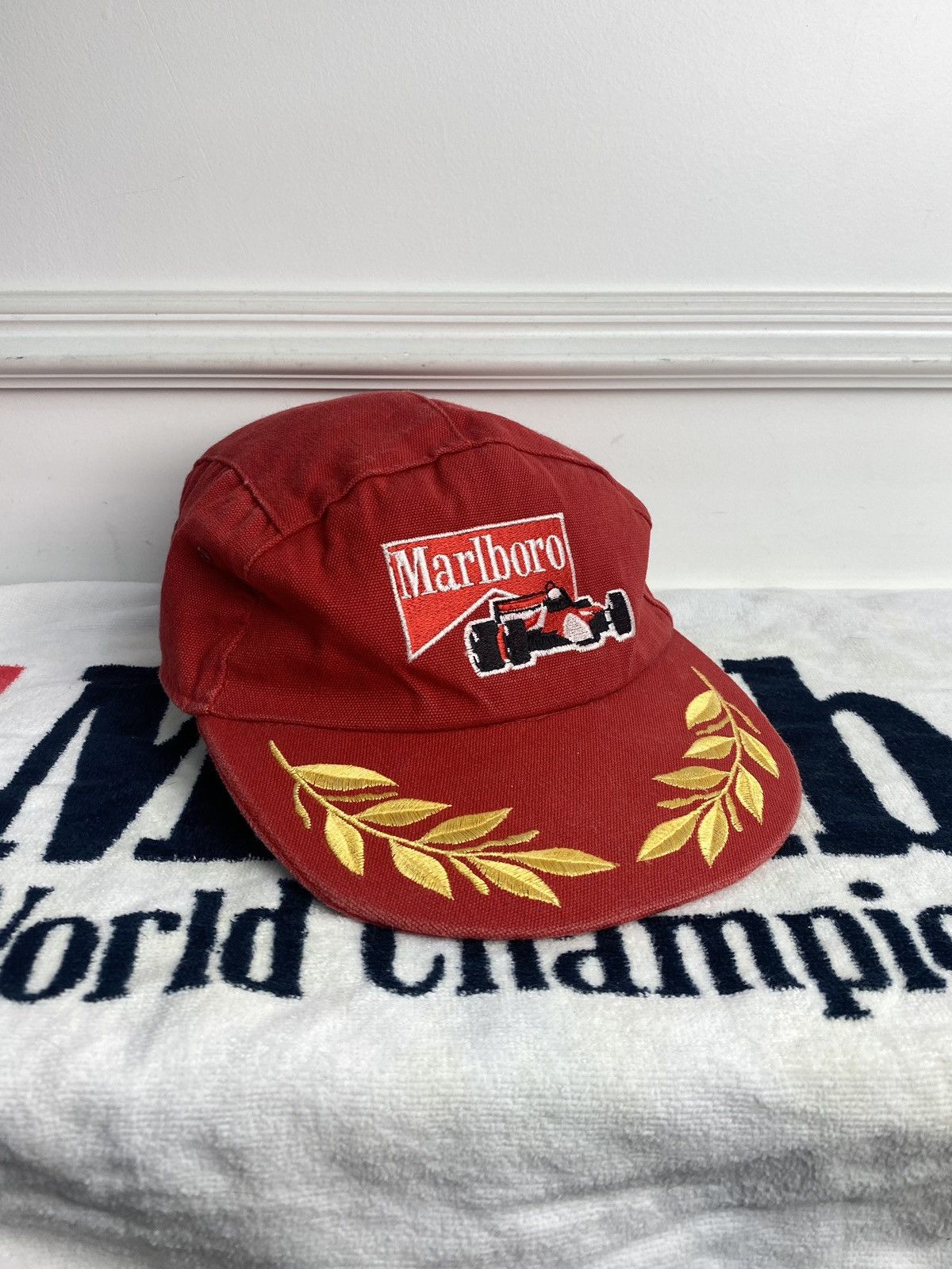 90S Nostalgia: Remembering The Iconic Marlboro Men - lhxop6m