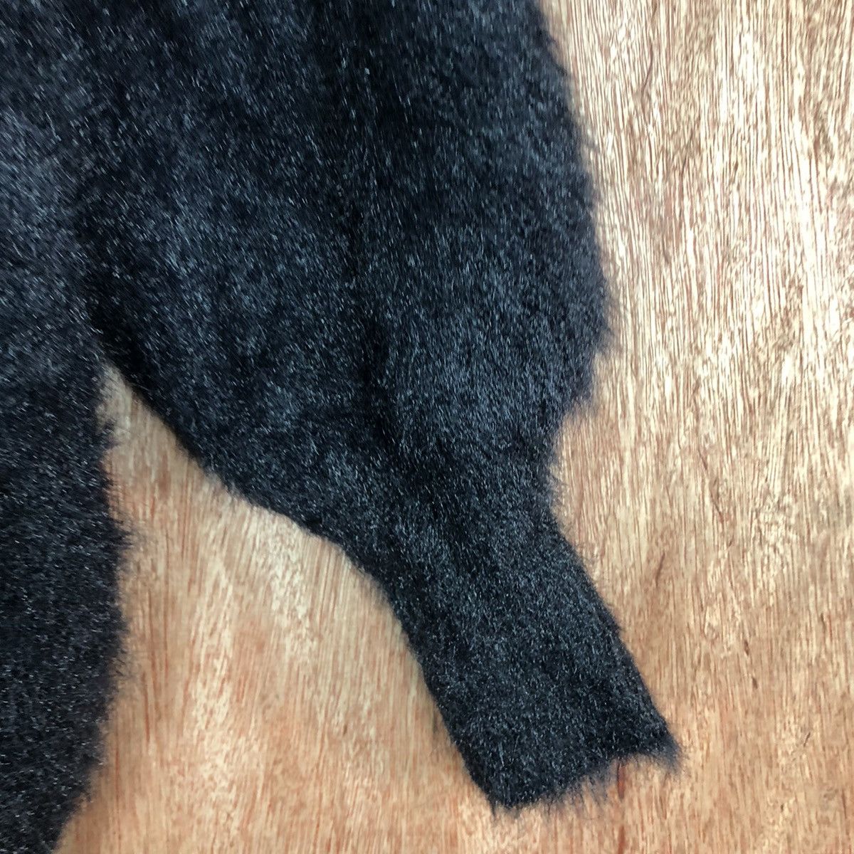 Homespun Knitwear Japan GU Black shaggy soft fur Mohair Cardigan #c403 Size S / US 4 / IT 40 - 4 Thumbnail