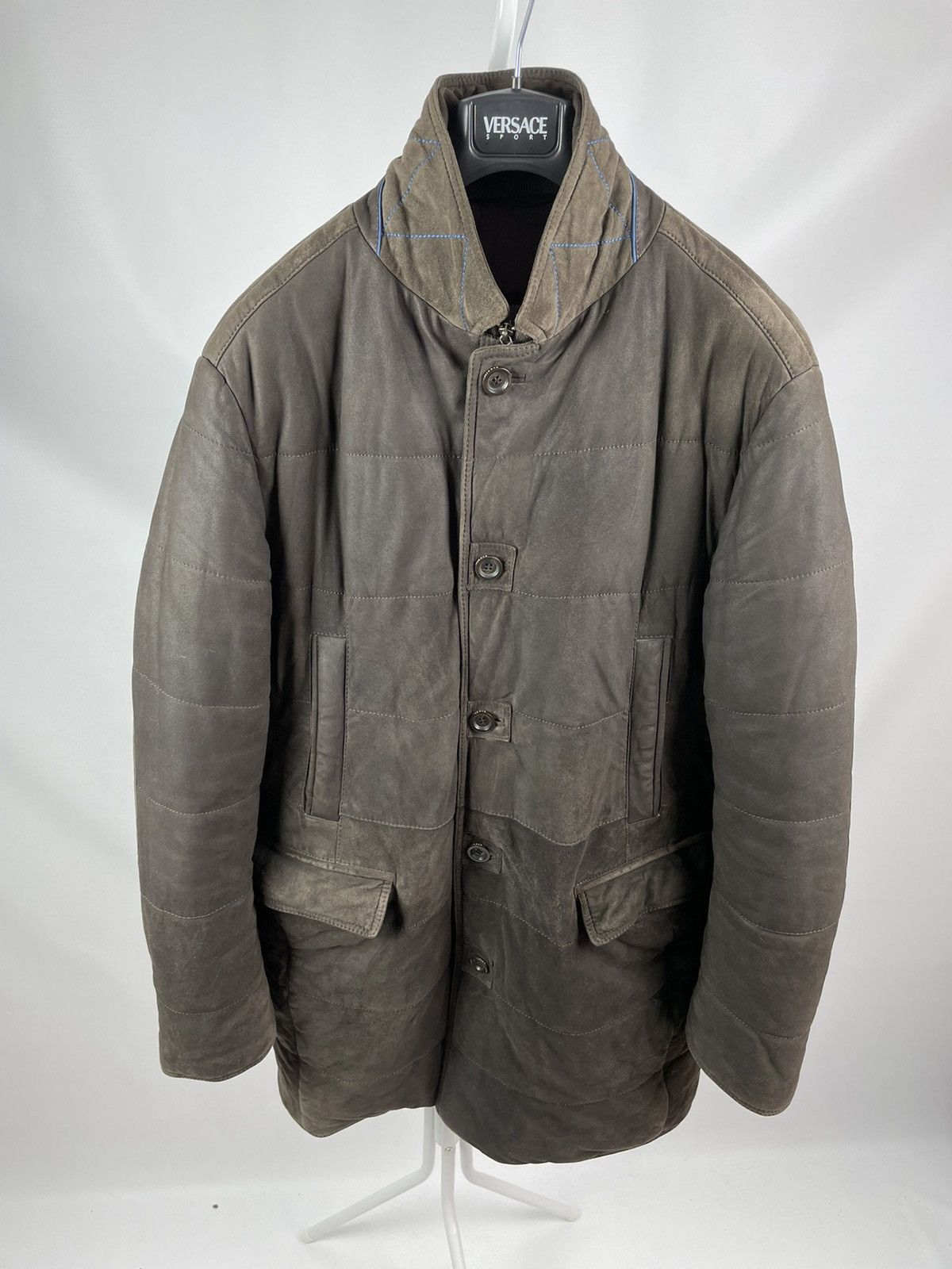 Bugatti Bugatti Genuine Leather Goat Suede Coat size 56 Size US XL / EU 56 / 4 - 1 Thumbnail