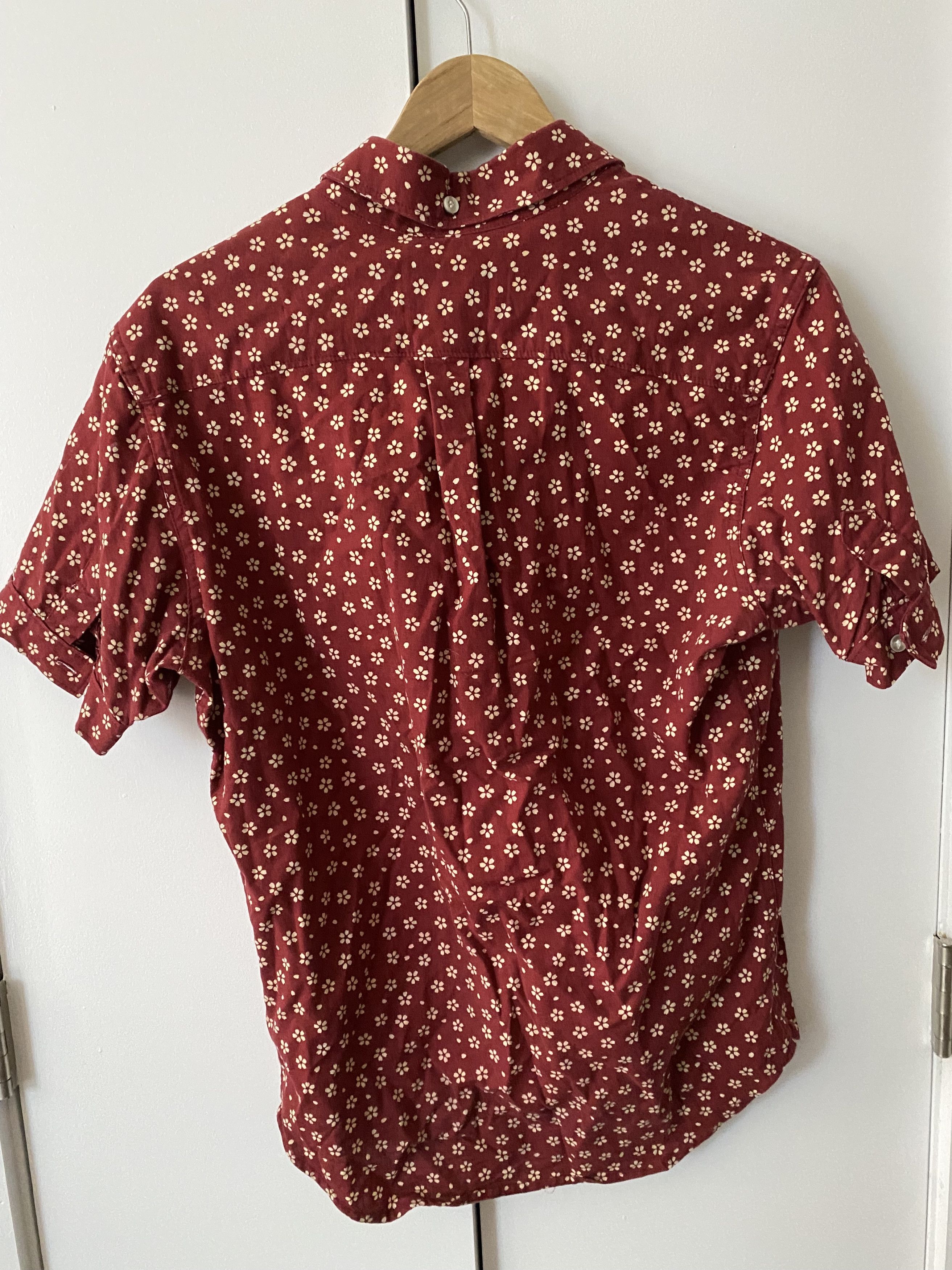 Other TREATS APPAREL Floral Red Small Short Sleeve Tee Size US S / EU 44-46 / 1 - 2 Thumbnail