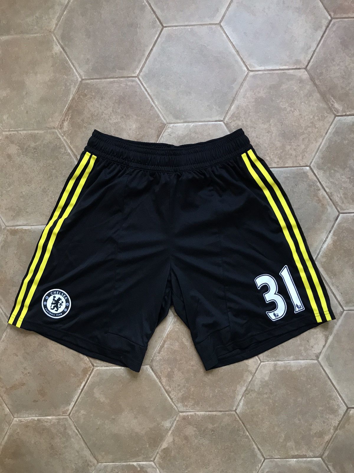 Chelsea Soccer × Vintage CHELSEA SHORTS VINTAGE ADIDAS Size US M / EU 48-50 / 2 - 1 Thumbnail