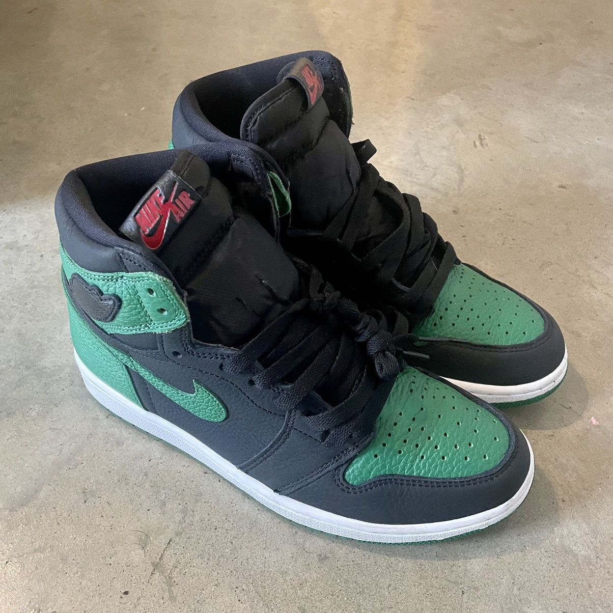 Jordan Brand Jordan 1 “Pine Green” Size US 8.5 / EU 41-42 - 4 Thumbnail