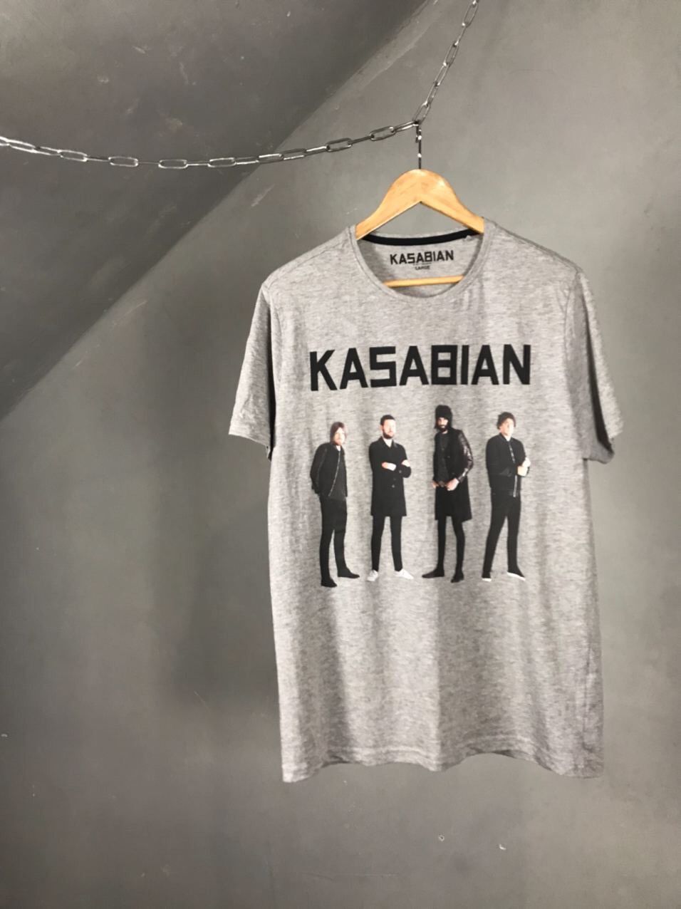 Band Tees × Vintage Kasabian Vintage Rock Band Gray Tee Size US L / EU 52-54 / 3 - 1 Thumbnail