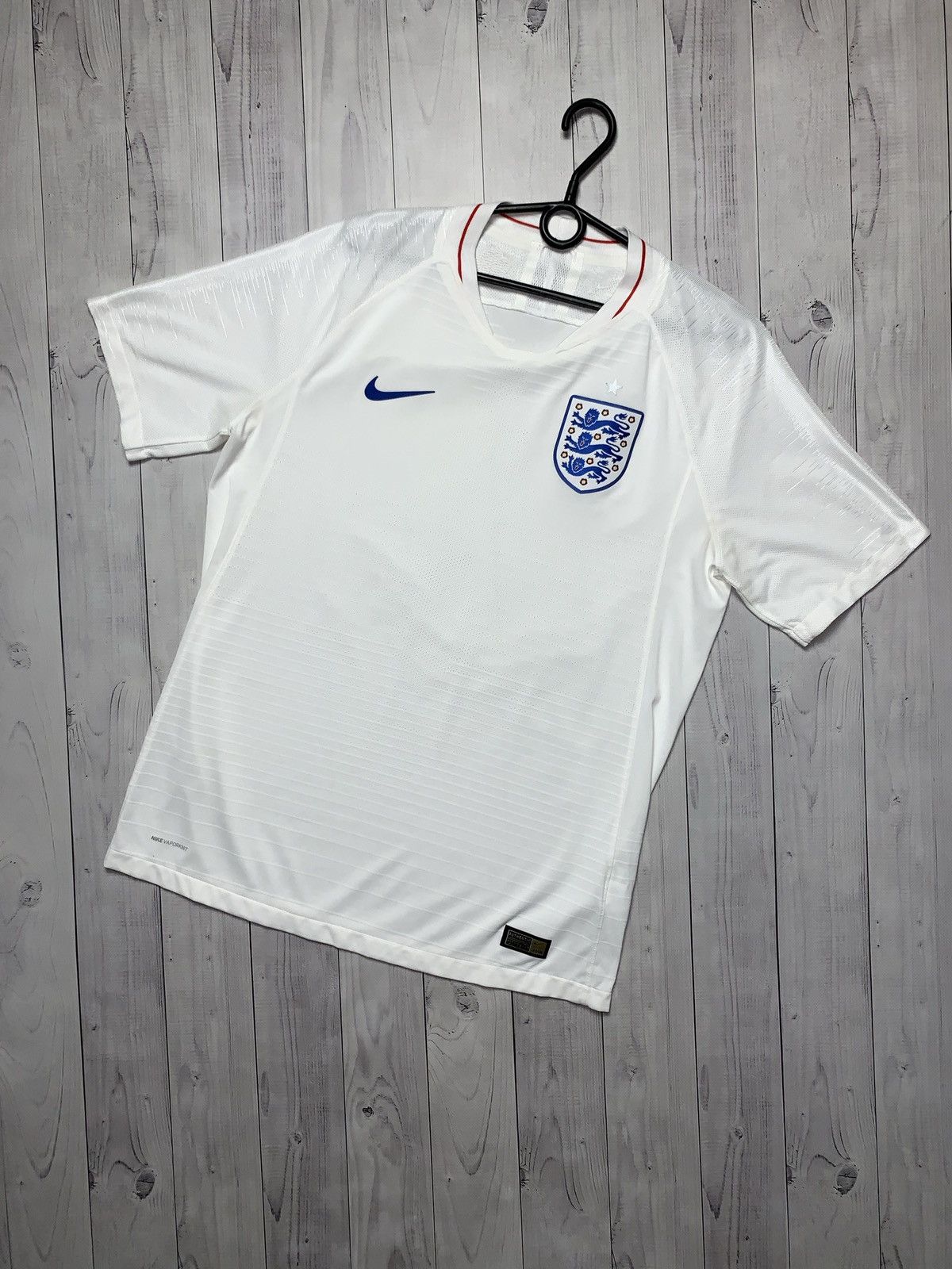 Nike Nike England soccer jersey Vaporknit Size L Size US L / EU 52-54 / 3 - 1 Thumbnail