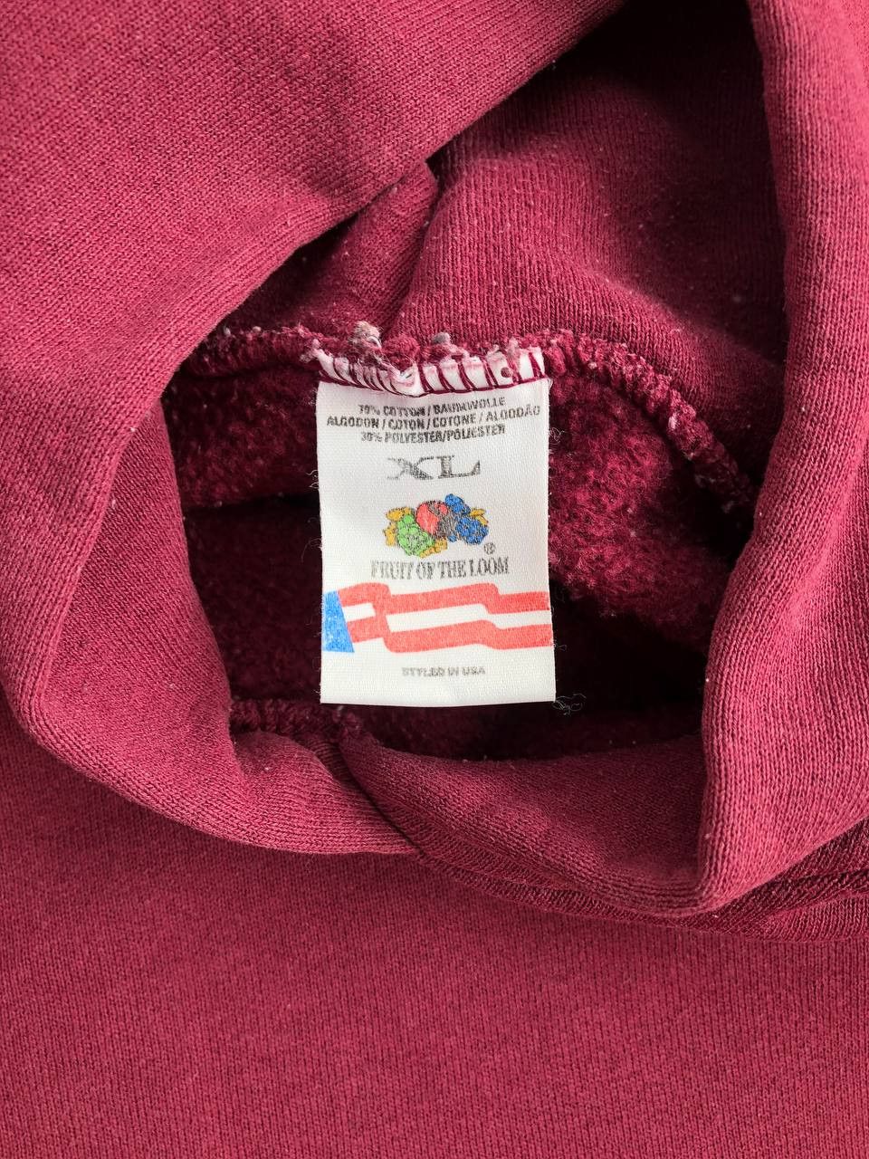 Fruit Of The Loom Vintage Fruit of the Loom 90s Hoodie Size US XL / EU 56 / 4 - 6 Thumbnail