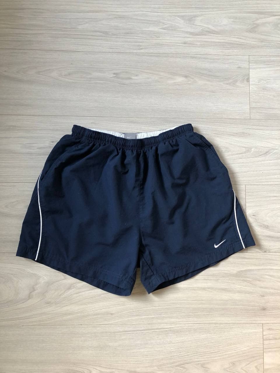 Vintage Vintage Nike Shorts Y2K Size US 38 / EU 54 - 1 Thumbnail