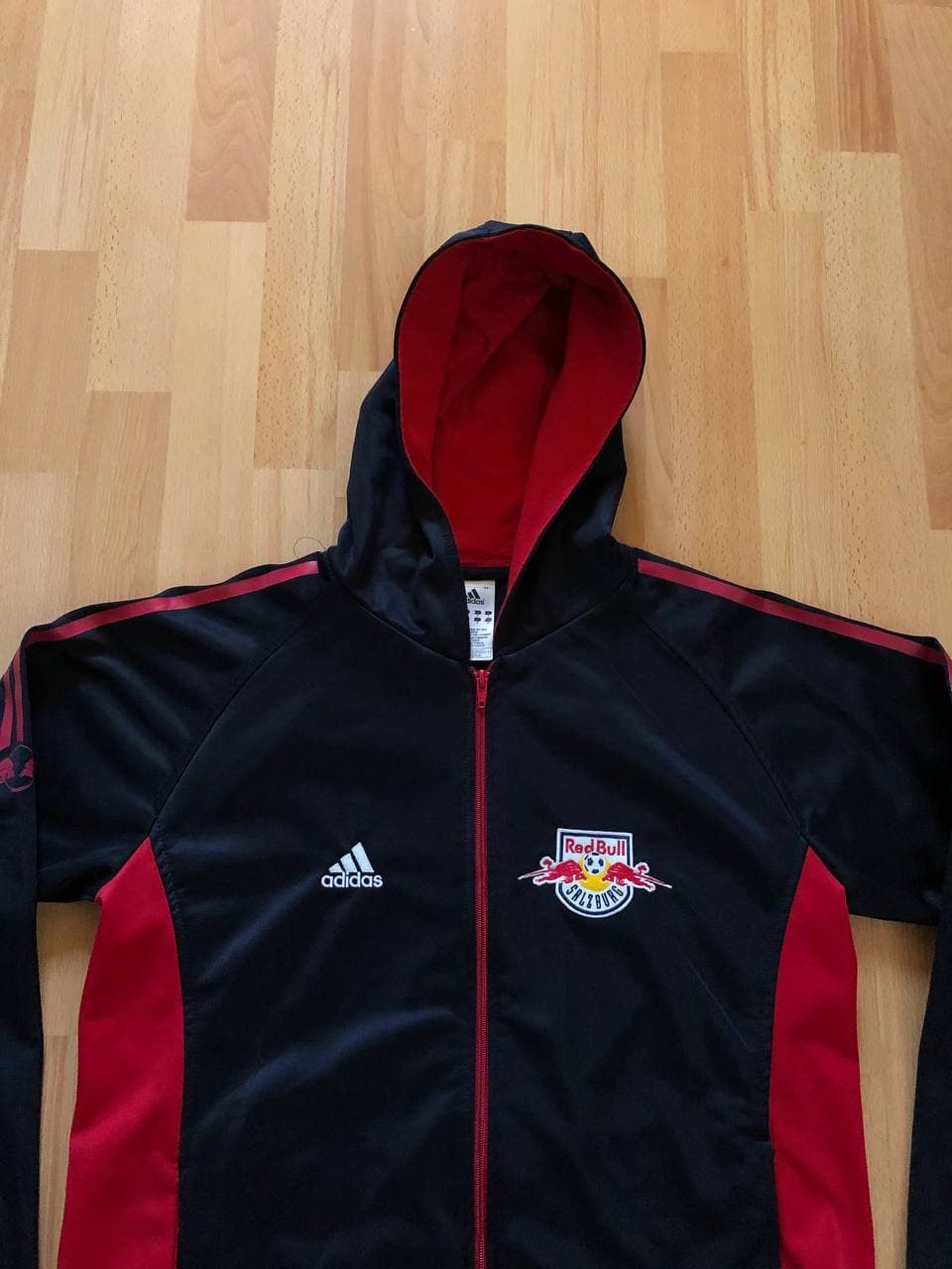 Adidas Red Bull Salzburg training football jacket Size US S / EU 44-46 / 1 - 2 Thumbnail