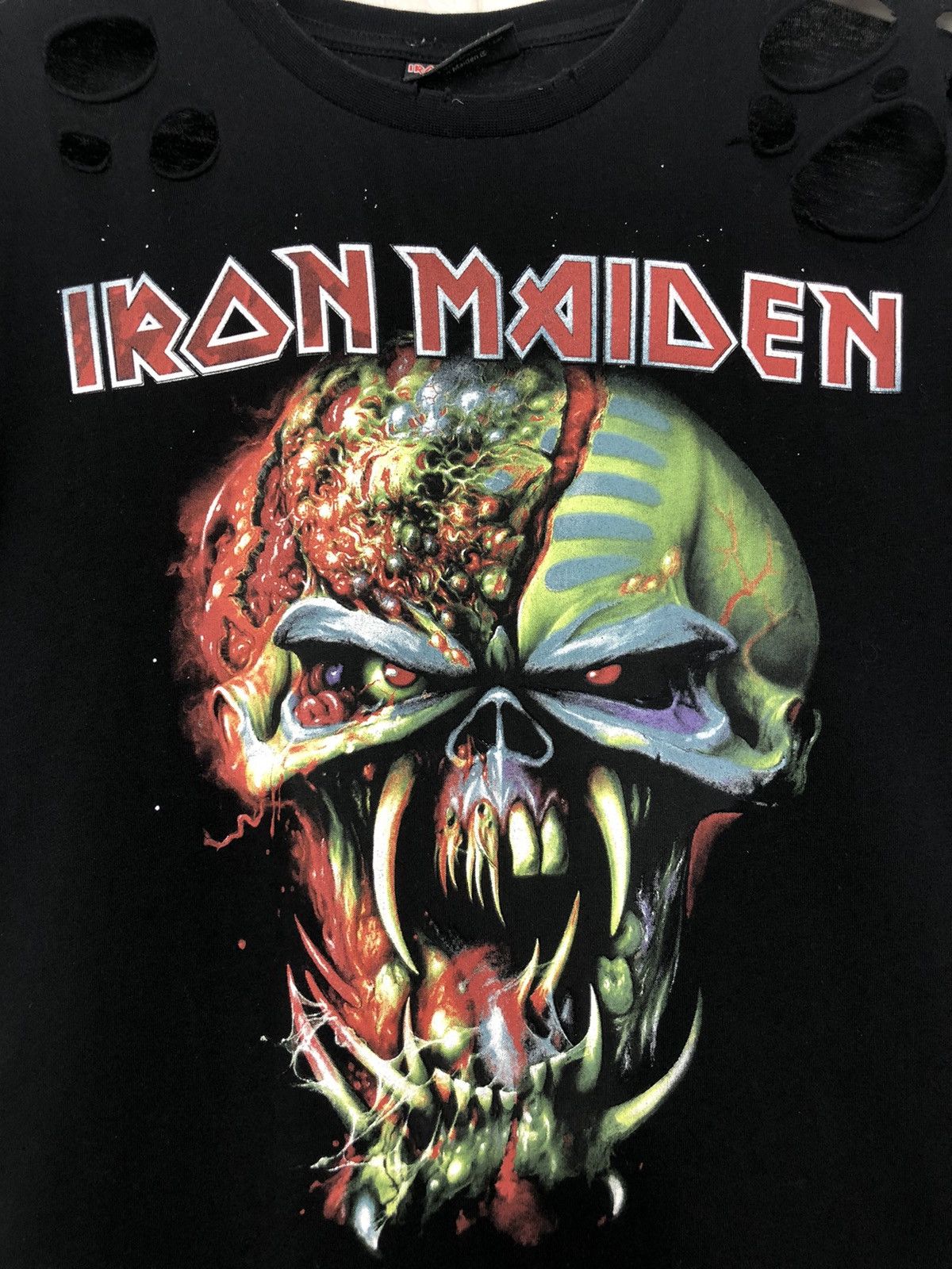 Band Tees × Iron Maiden Iron Maiden 2017 T-shirt Size US M / EU 48-50 / 2 - 3 Thumbnail