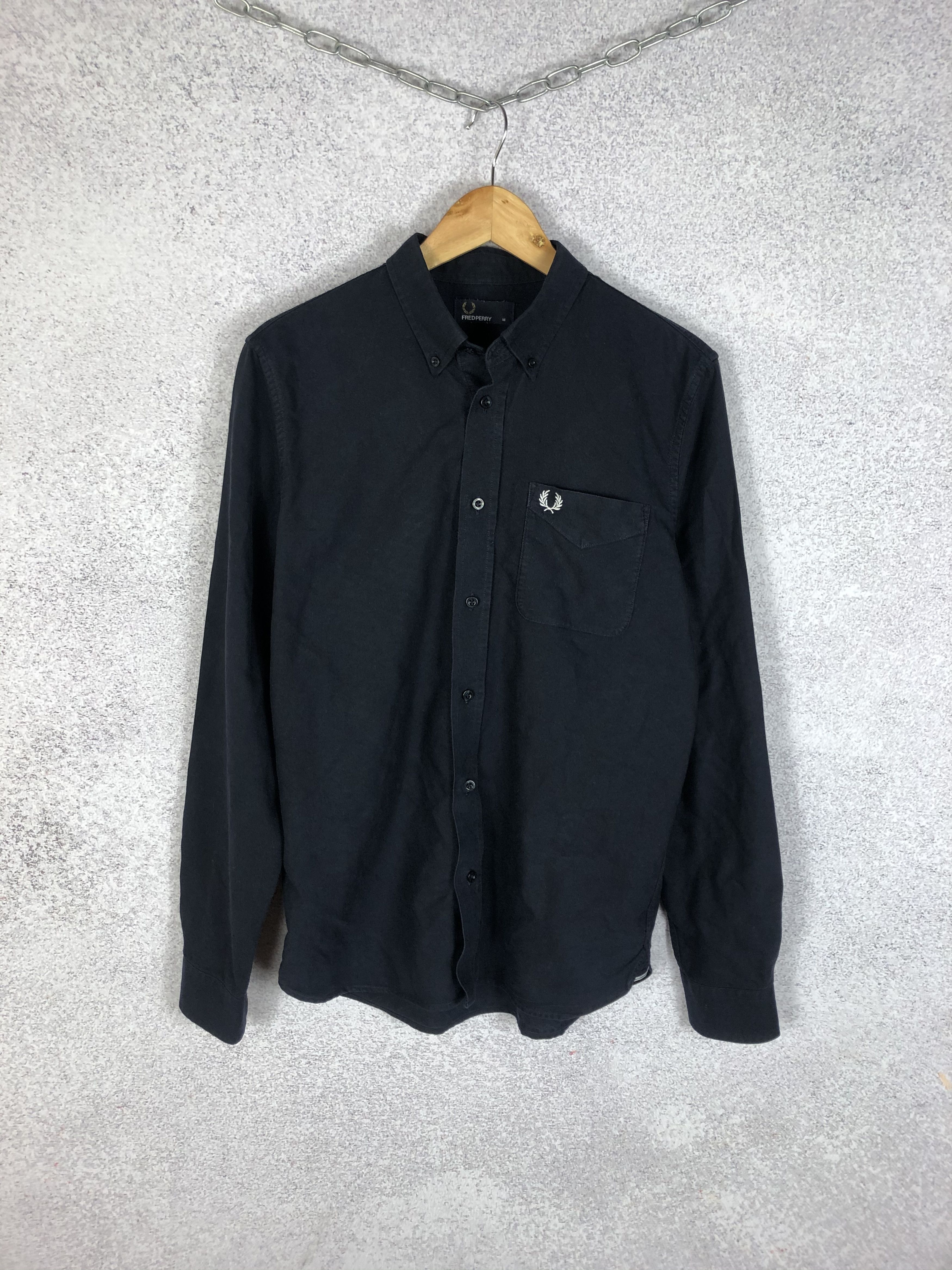 Fred Perry Vintage Fred Perry Black Shirt Longsleeve Size US M / EU 48-50 / 2 - 1 Thumbnail