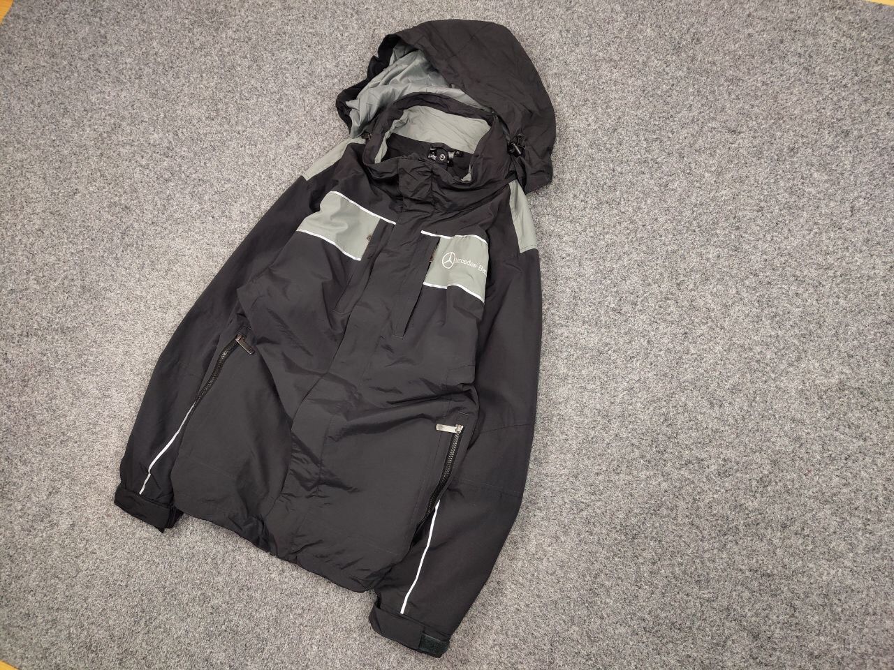 Mercedes-Benz Vintage 90's Mercedes-Benz Nylon Gray Logo Hooded Jacket Size US XL / EU 56 / 4 - 3 Thumbnail