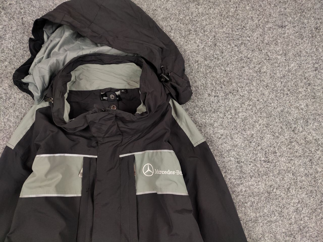 Mercedes-Benz Vintage 90's Mercedes-Benz Nylon Gray Logo Hooded Jacket Size US XL / EU 56 / 4 - 11 Thumbnail
