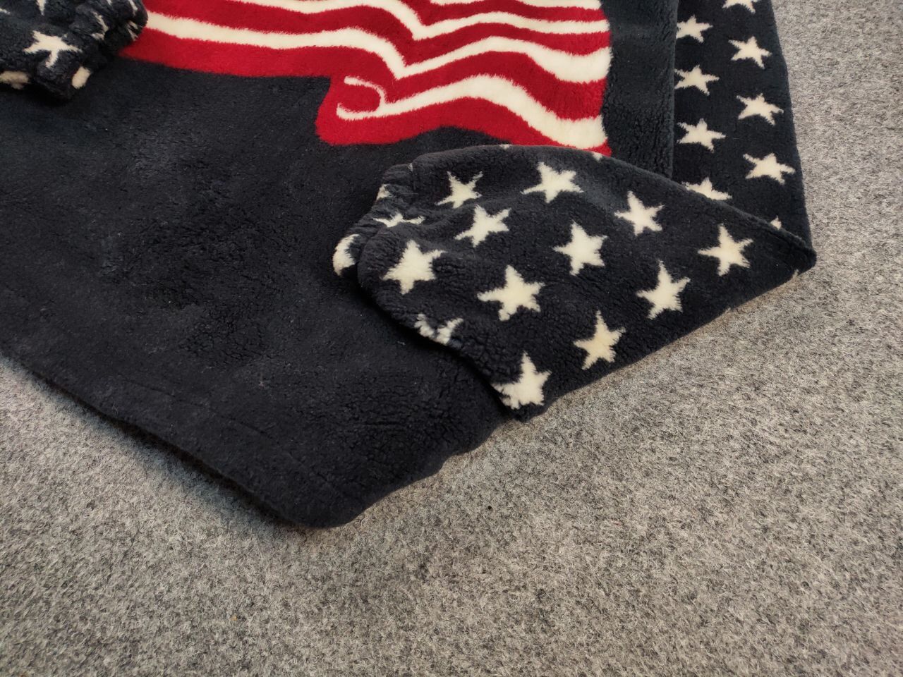 Vintage Vintage 90's Fleece Jacket All Over Logo Flag USA American Size US L / EU 52-54 / 3 - 5 Thumbnail