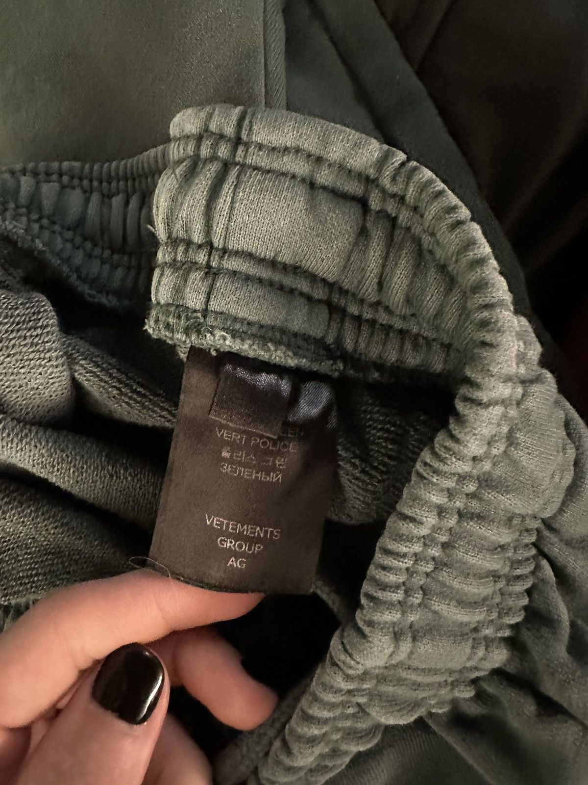 Vetements Vetements Limited Edition Sweat Pants Size US 28 / EU 44 - 5 Thumbnail