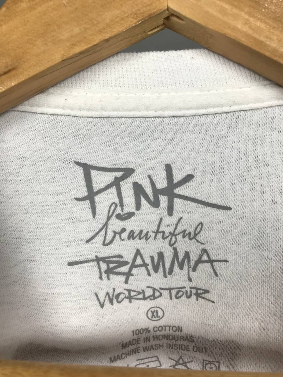 Band Tees × Pink Pink pop star of Hollywood band tour tee Size US XL / EU 56 / 4 - 5 Thumbnail