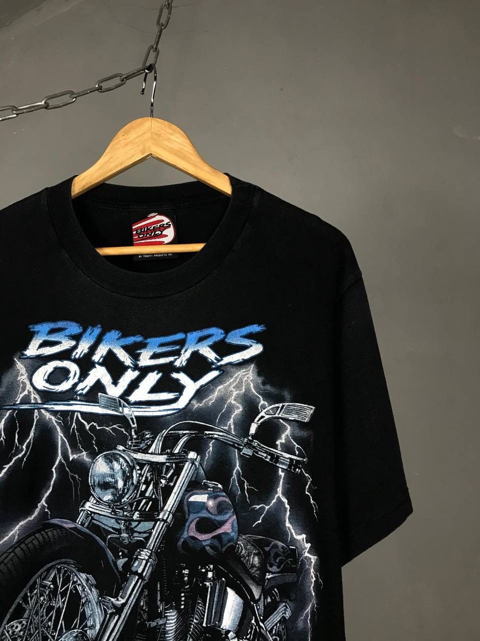 Band Tees Bikers Only 1990 vintage rock tee Size US XL / EU 56 / 4 - 2 Thumbnail