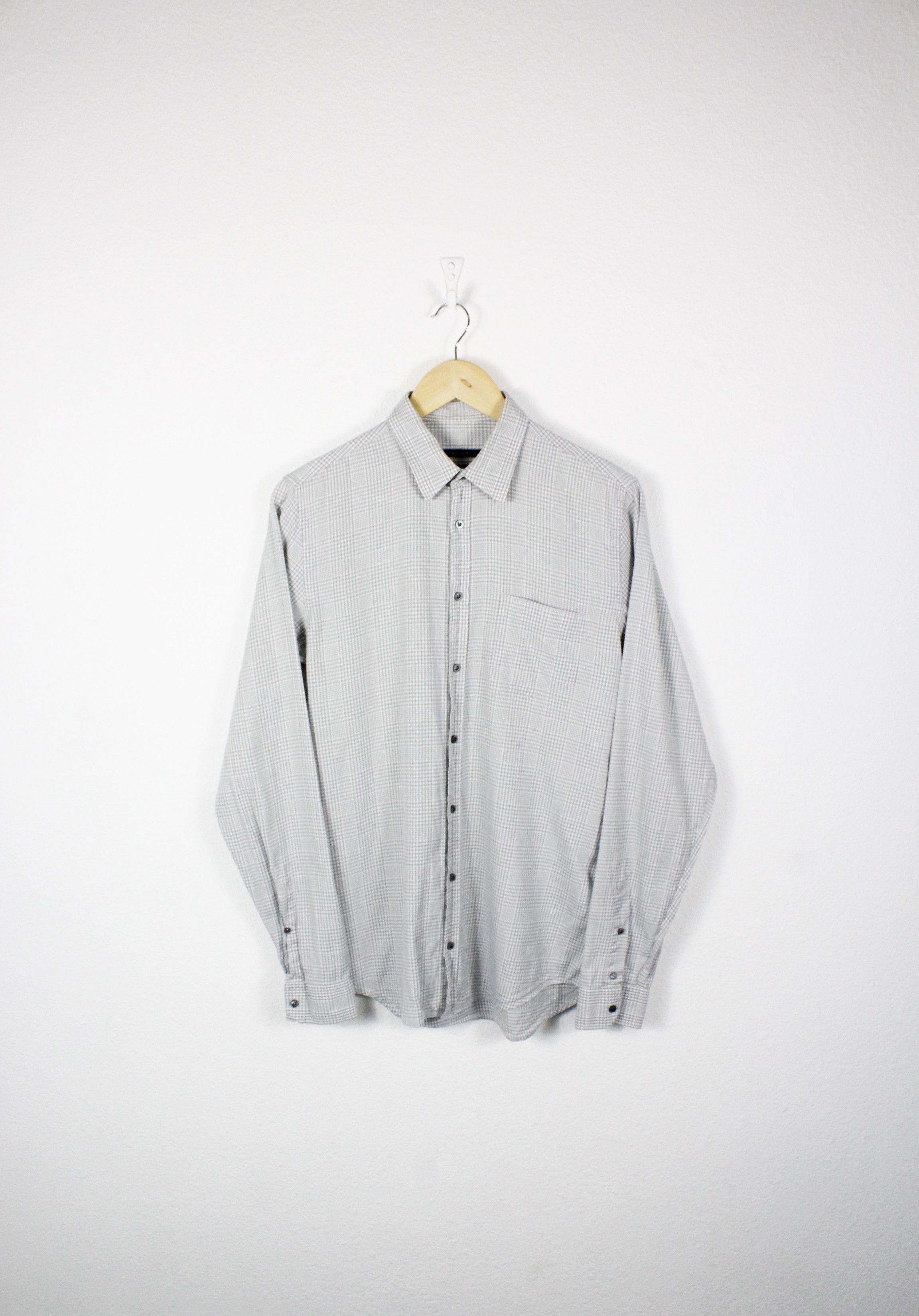 Flannel × Gucci Gucci Gray Check Sleeve Logo RUNWAY Flannel Formal Shirt Size US M / EU 48-50 / 2 - 1 Thumbnail