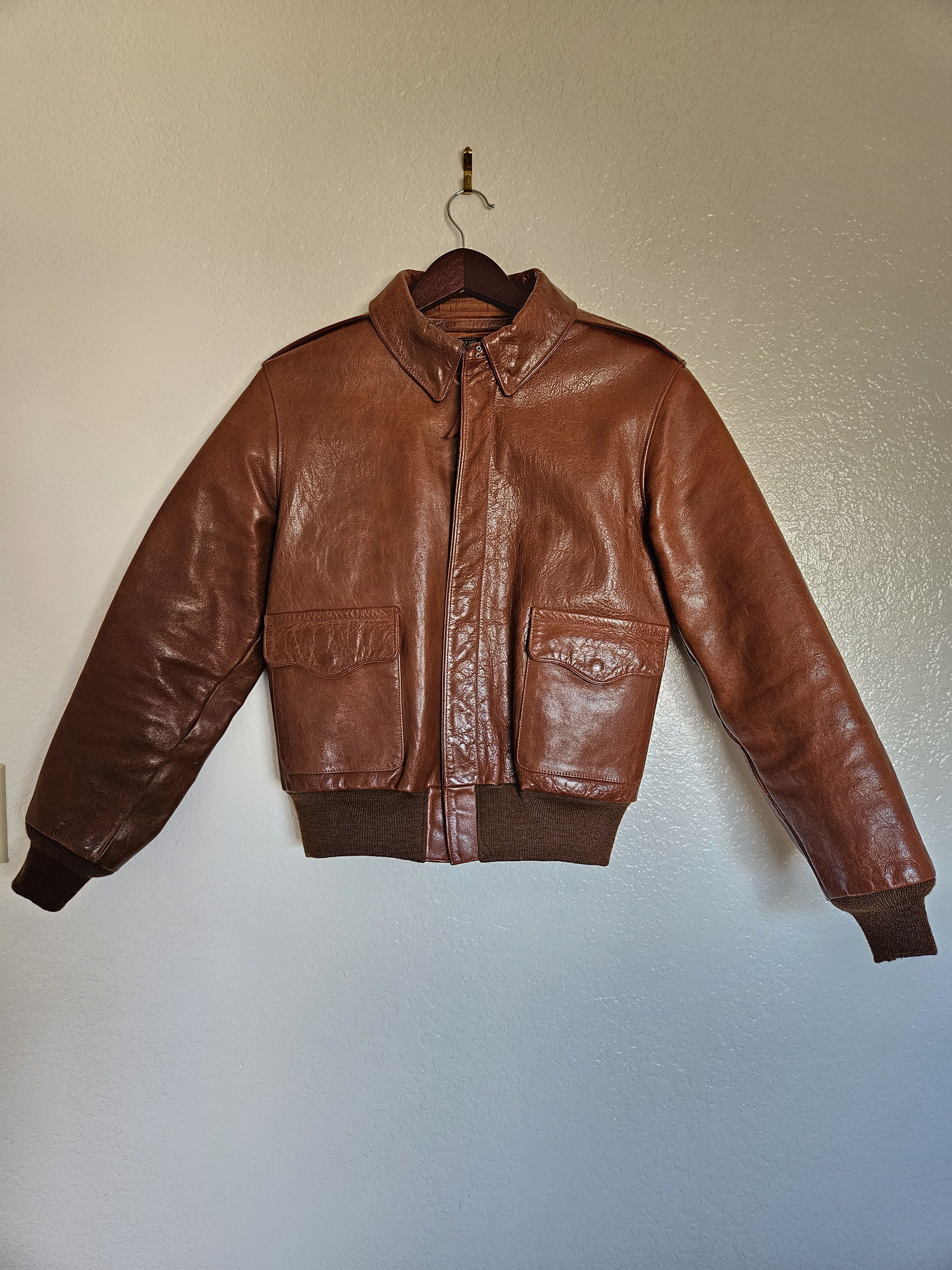 The Real McCoy's A-2 Jacket Russet Horsehide Size US S / EU 44-46 / 1 - 1 Preview
